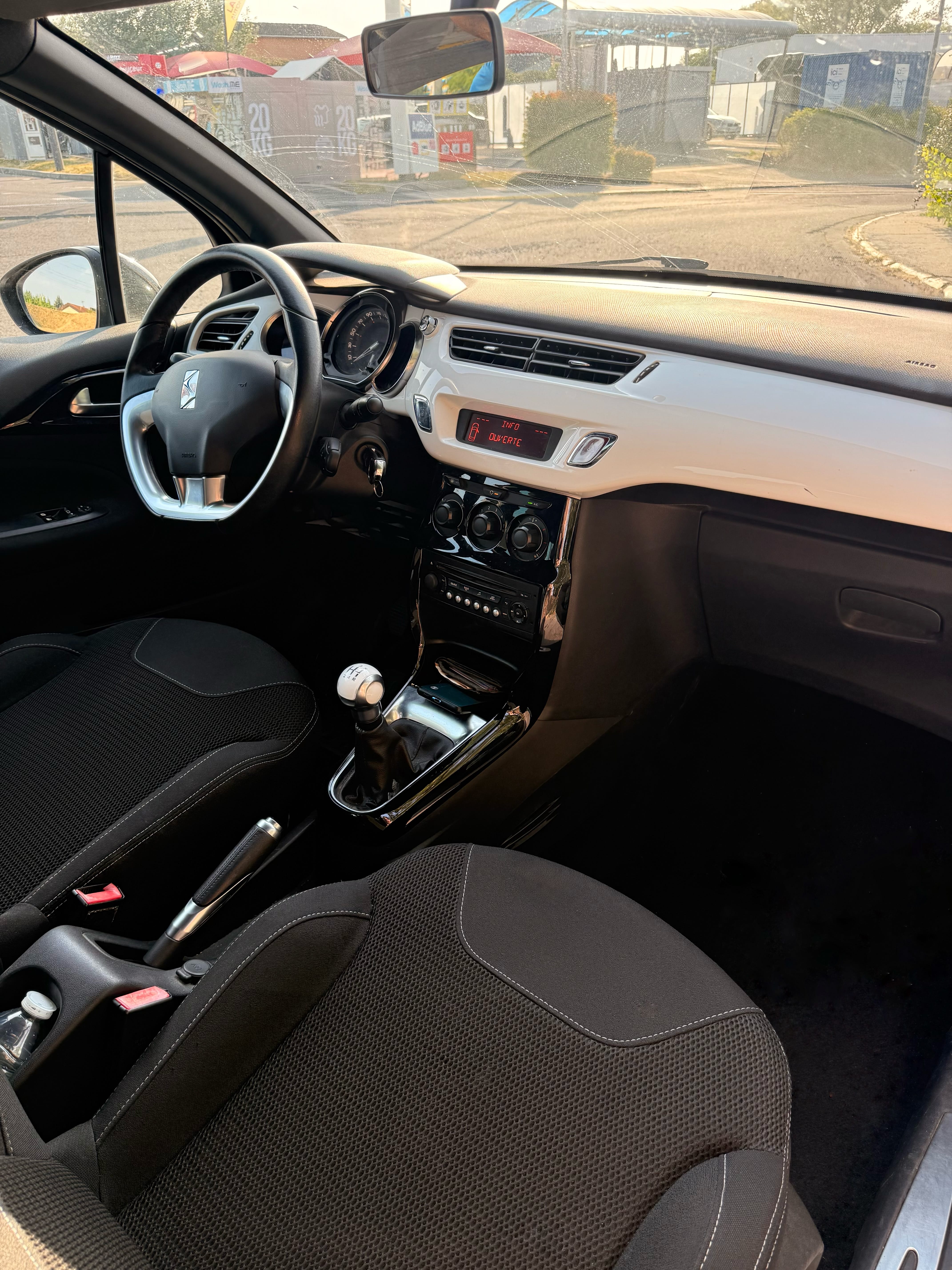 Citroen DS3 avec Autoradio