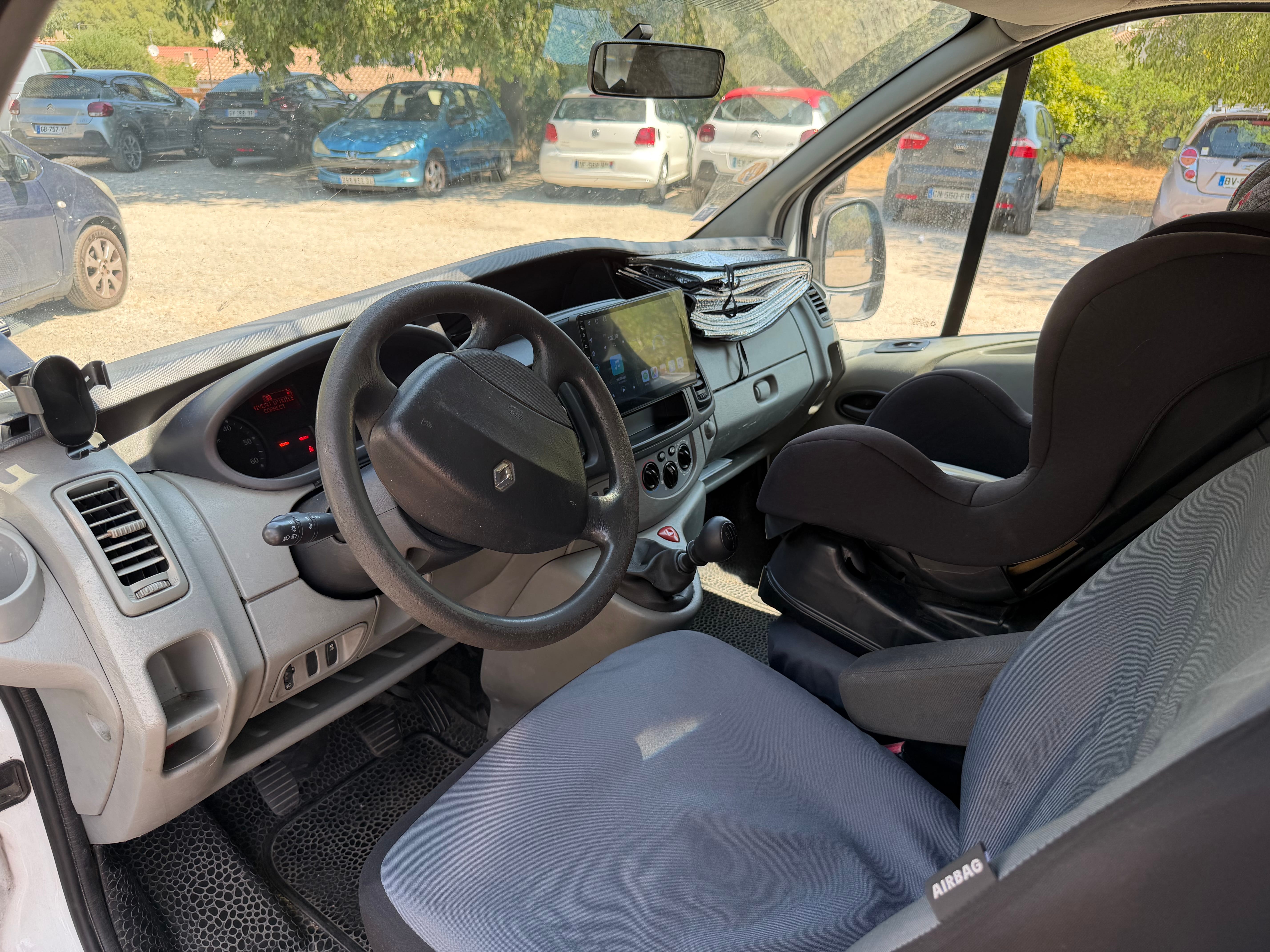 Renault Trafic Van clim 3 places avec Siège bébé