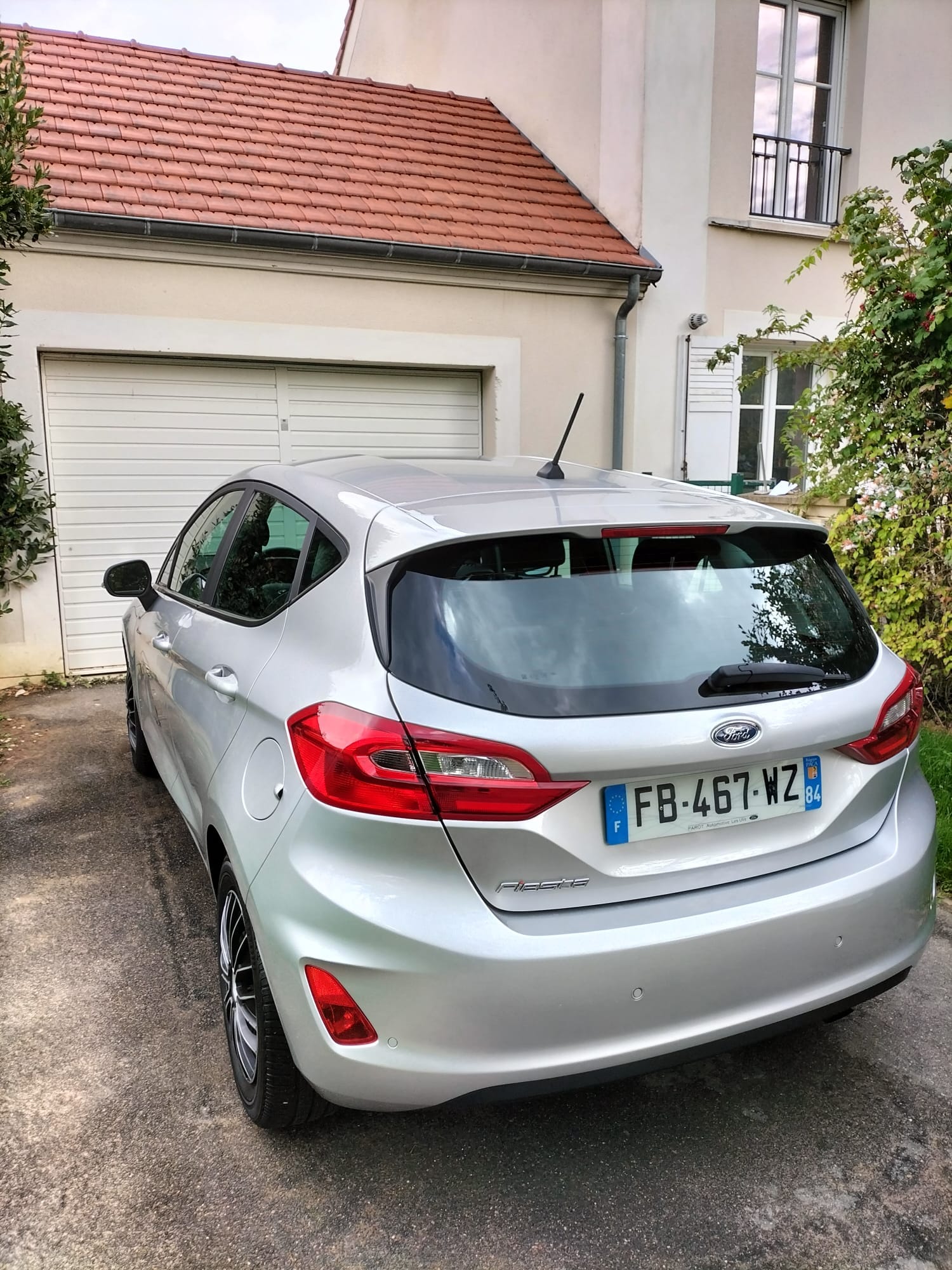 Ford Fiesta Business avec Régulateur de vitesse