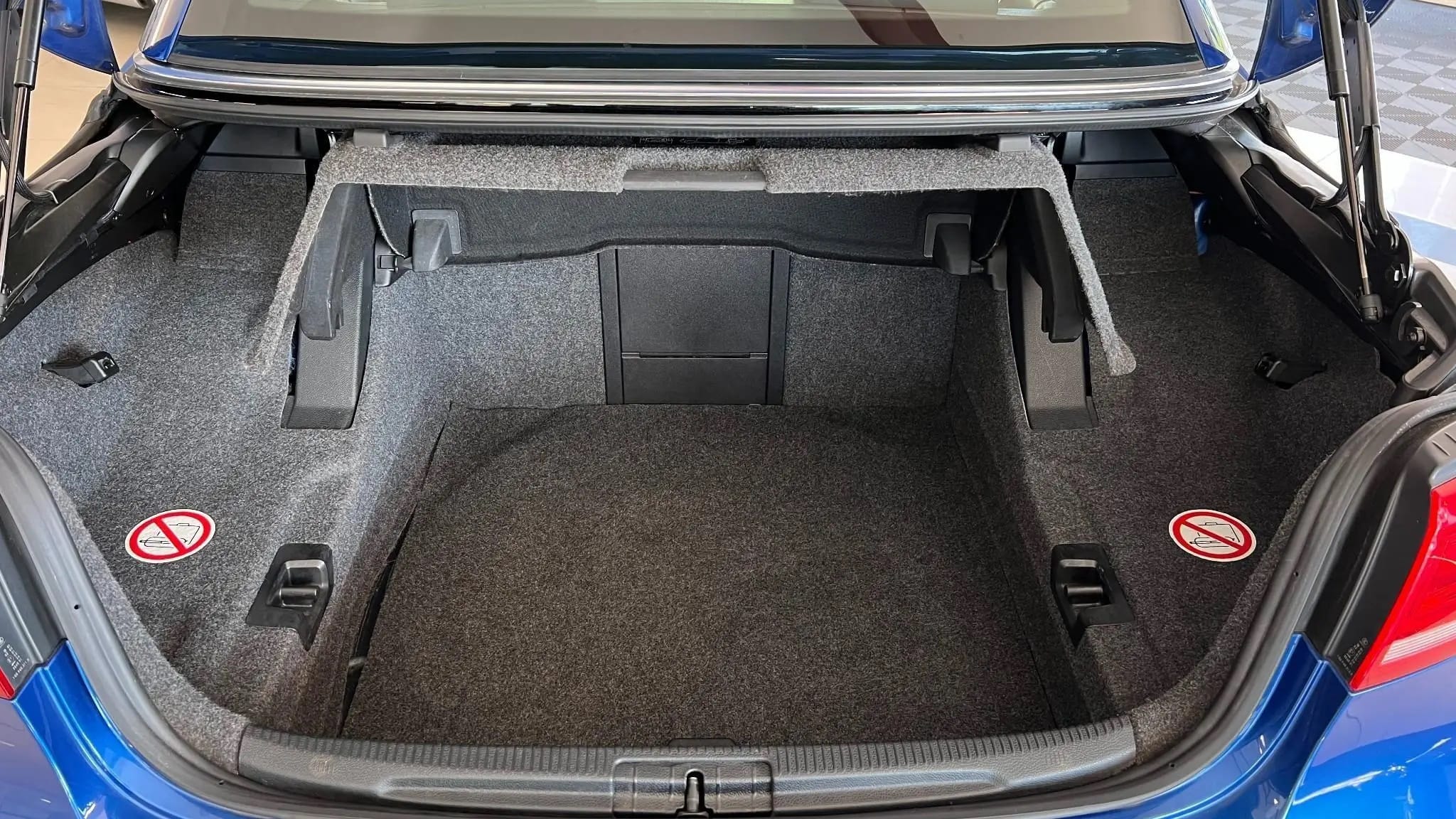 Volkswagen Eos Cabriolet 1.4 TSI Essence 4 places avec GPS