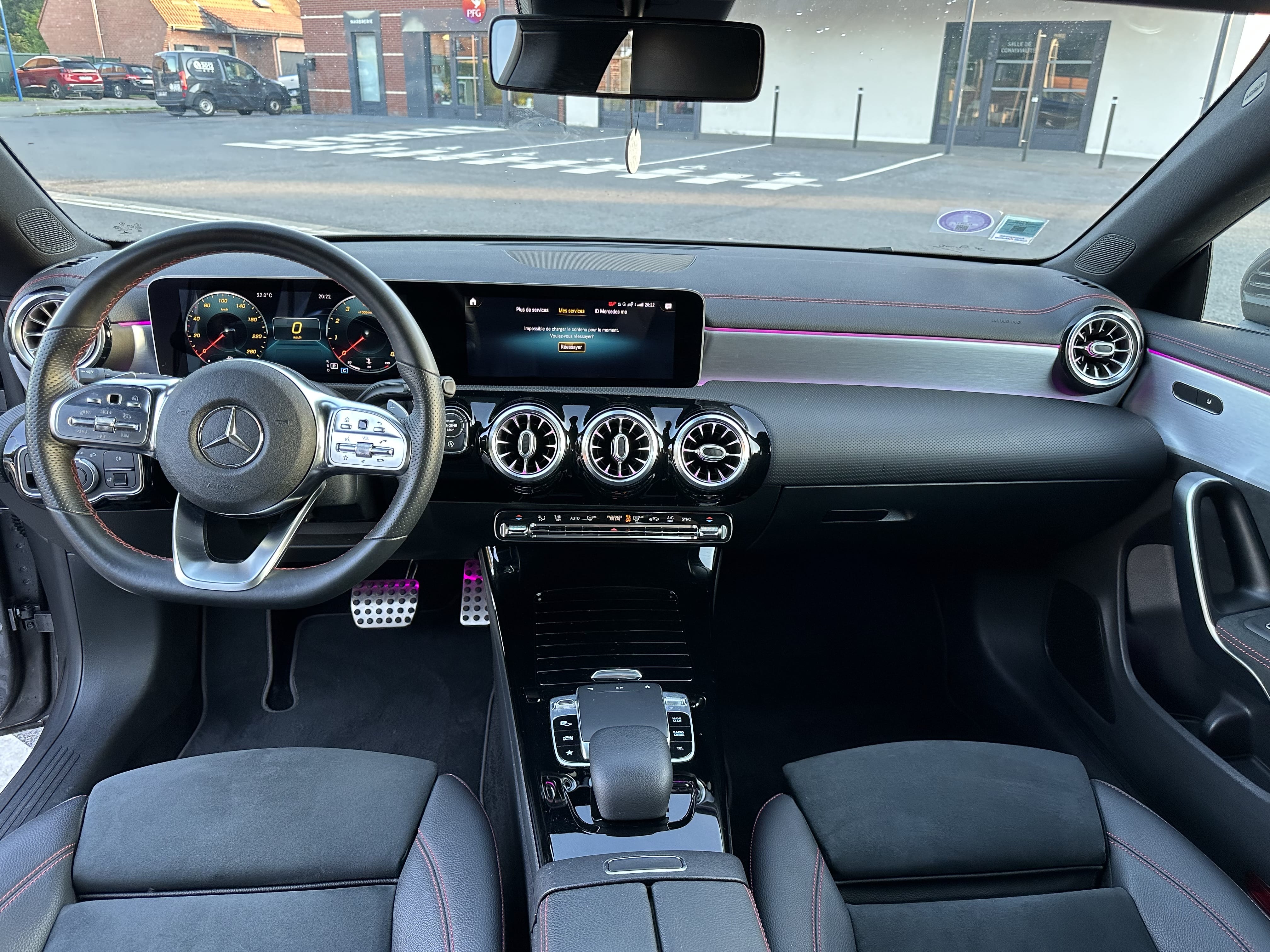 Mercedes-Benz CLA 200 avec GPS