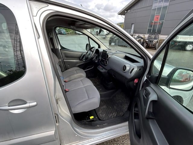 Peugeot Partner Varebil ELECTRIC with Apple CarPlay