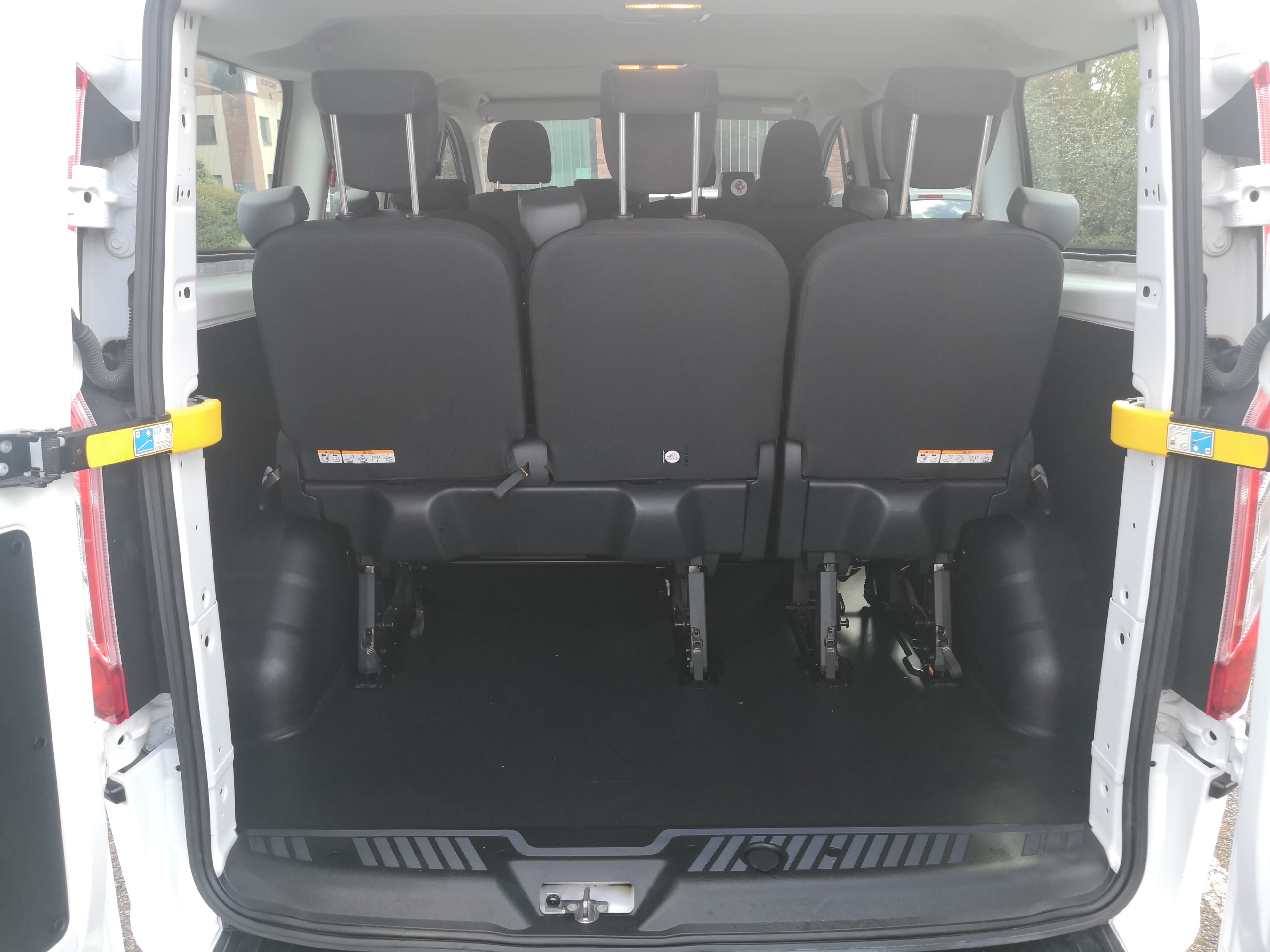 Ford Transit Custom Kombi avec Apple CarPlay