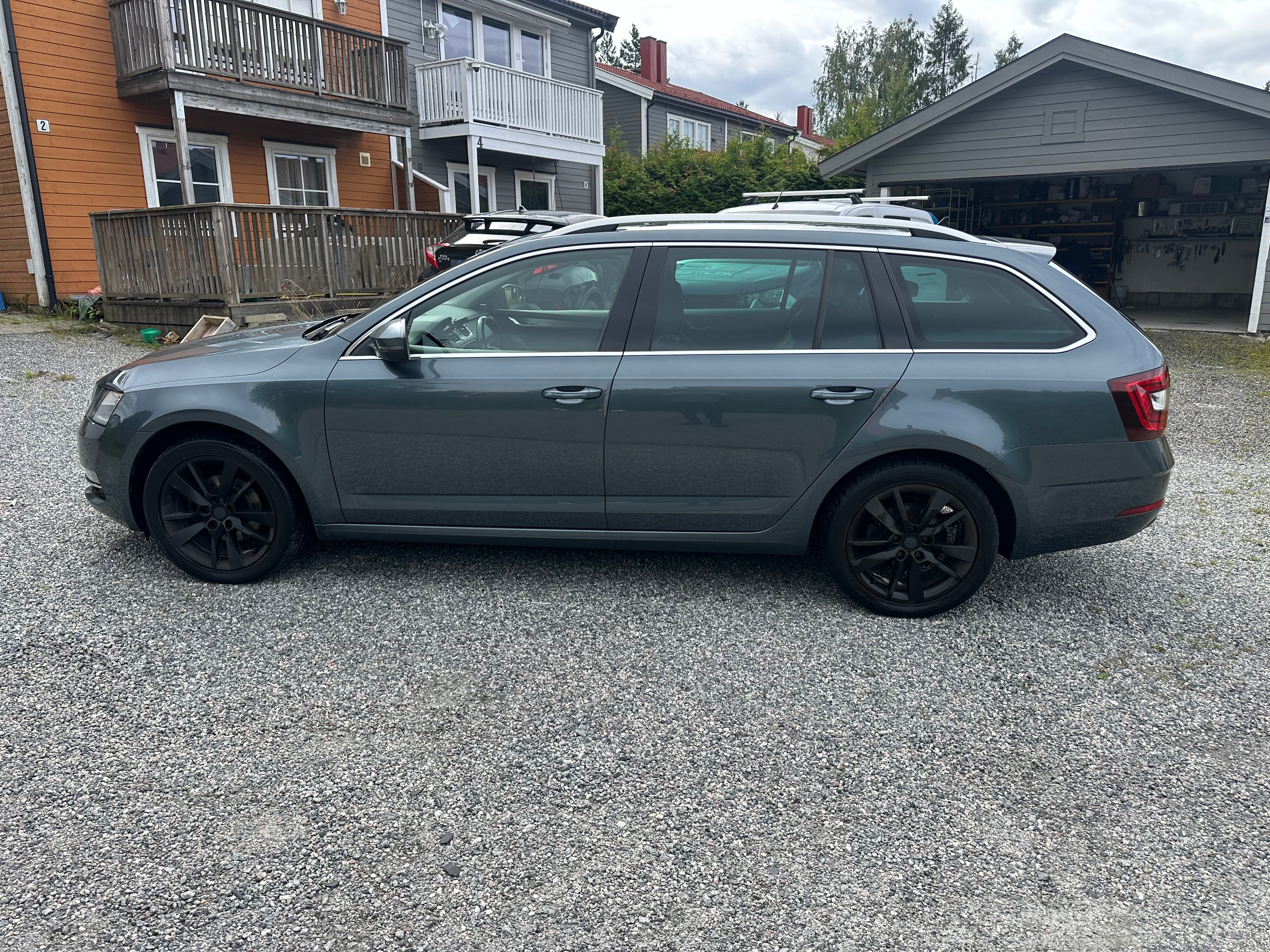 Skoda Octavia Combi med Aircondition
