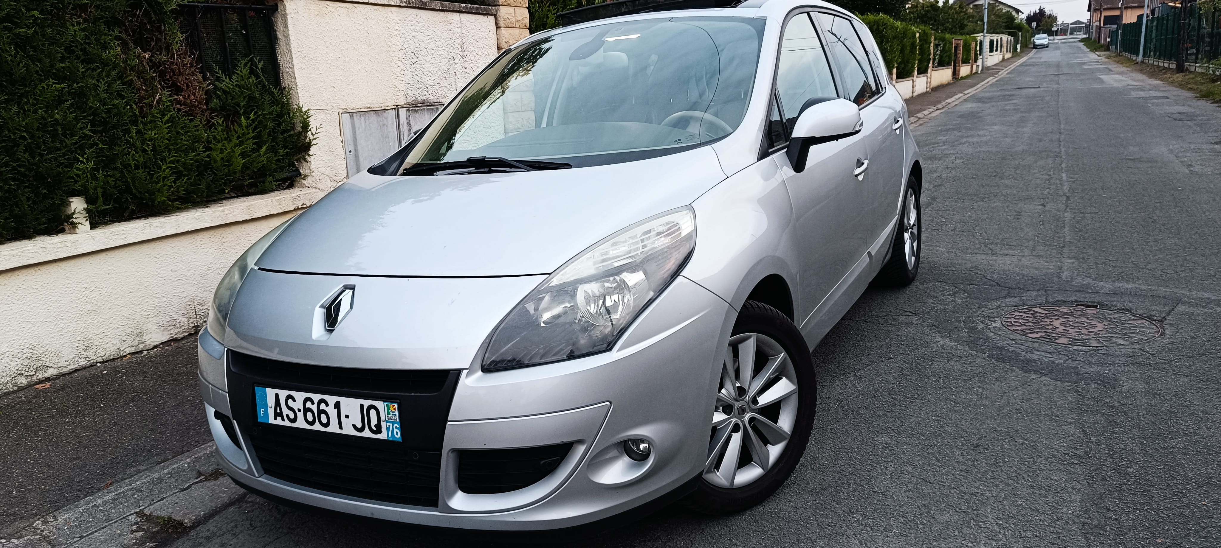 Renault Scenic, 2010, Diesel, automatique