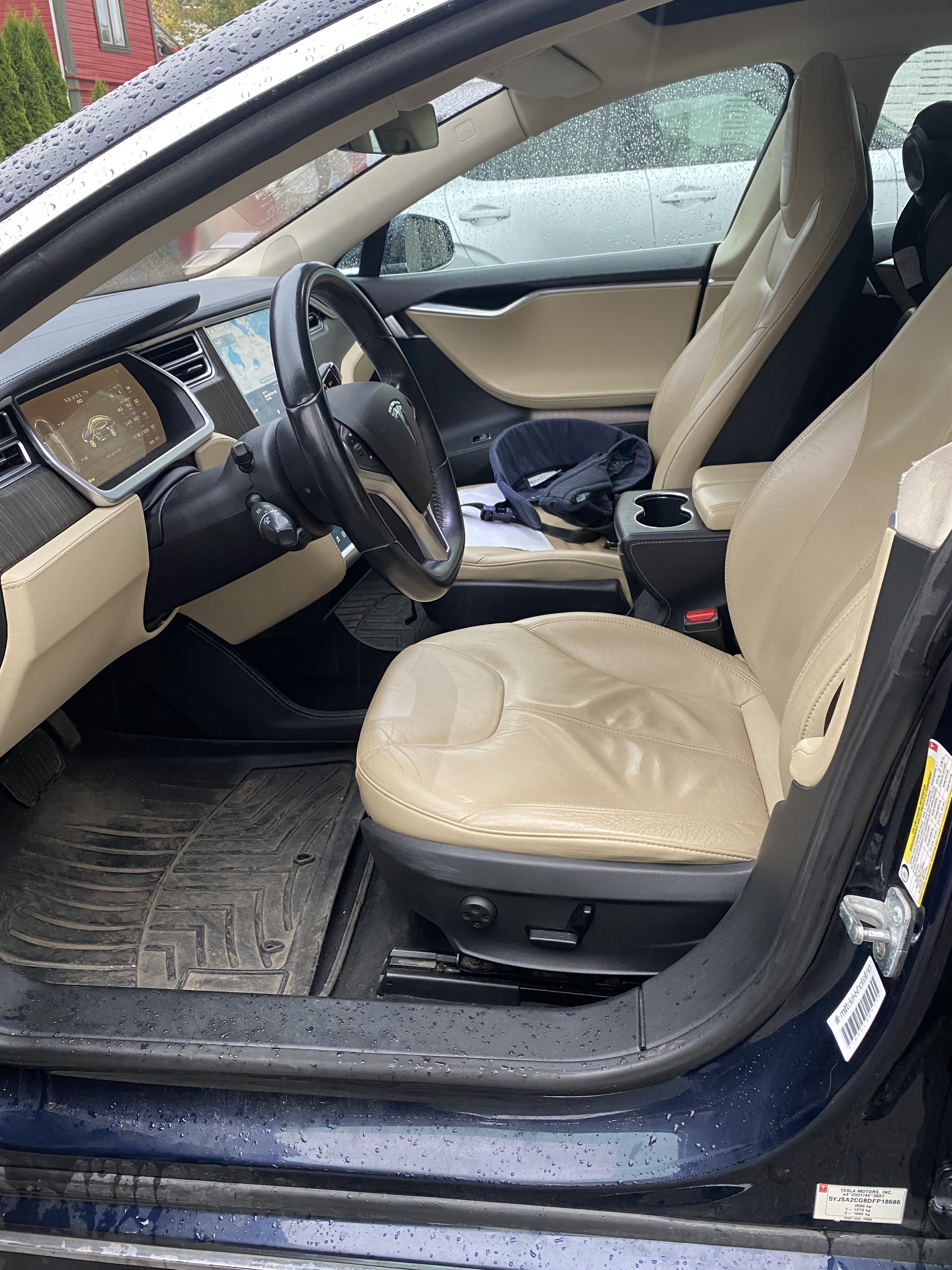 Tesla Model S med Cruisekontroll