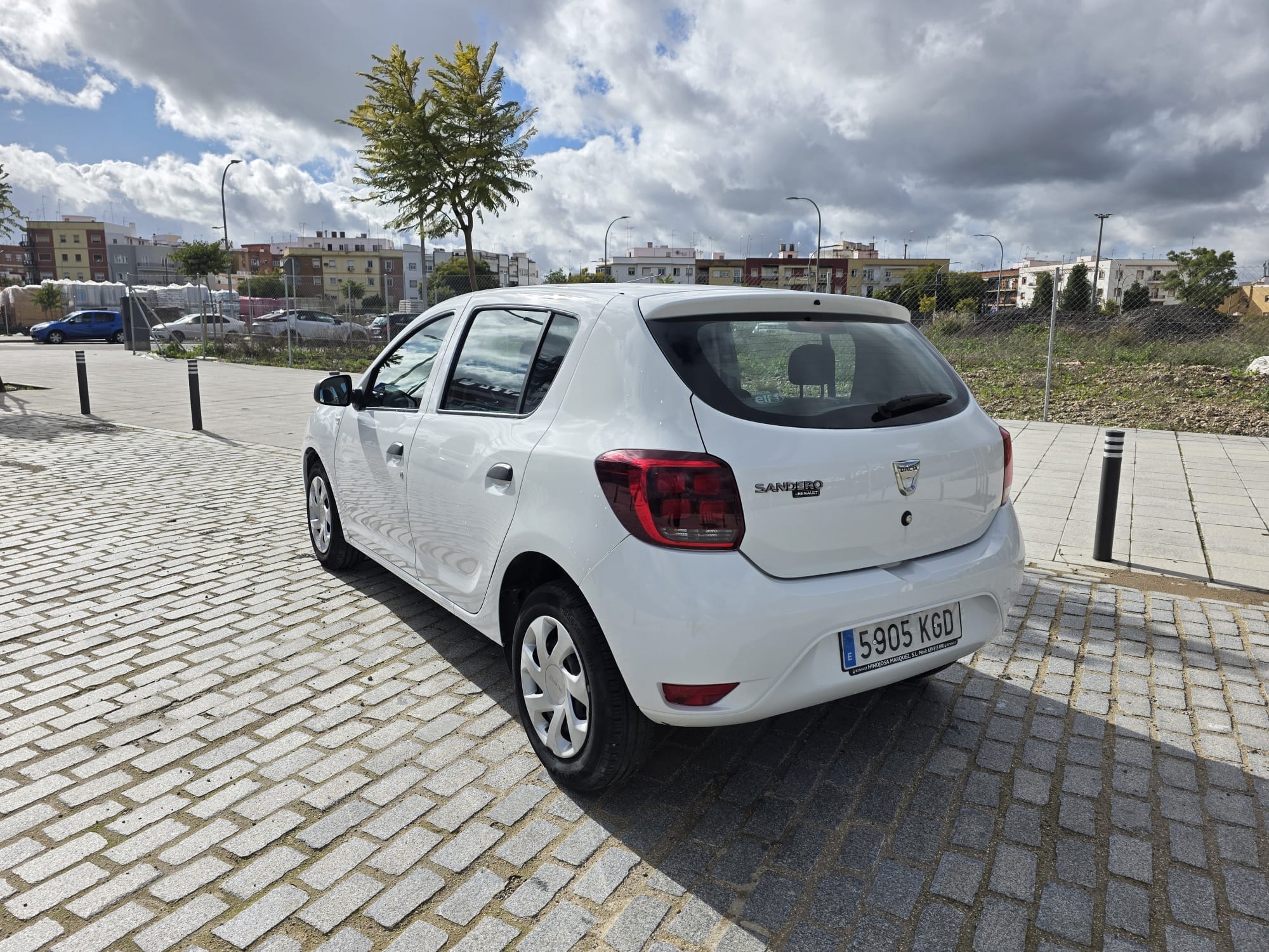 Dacia Sandero avec Audio Bluetooth
