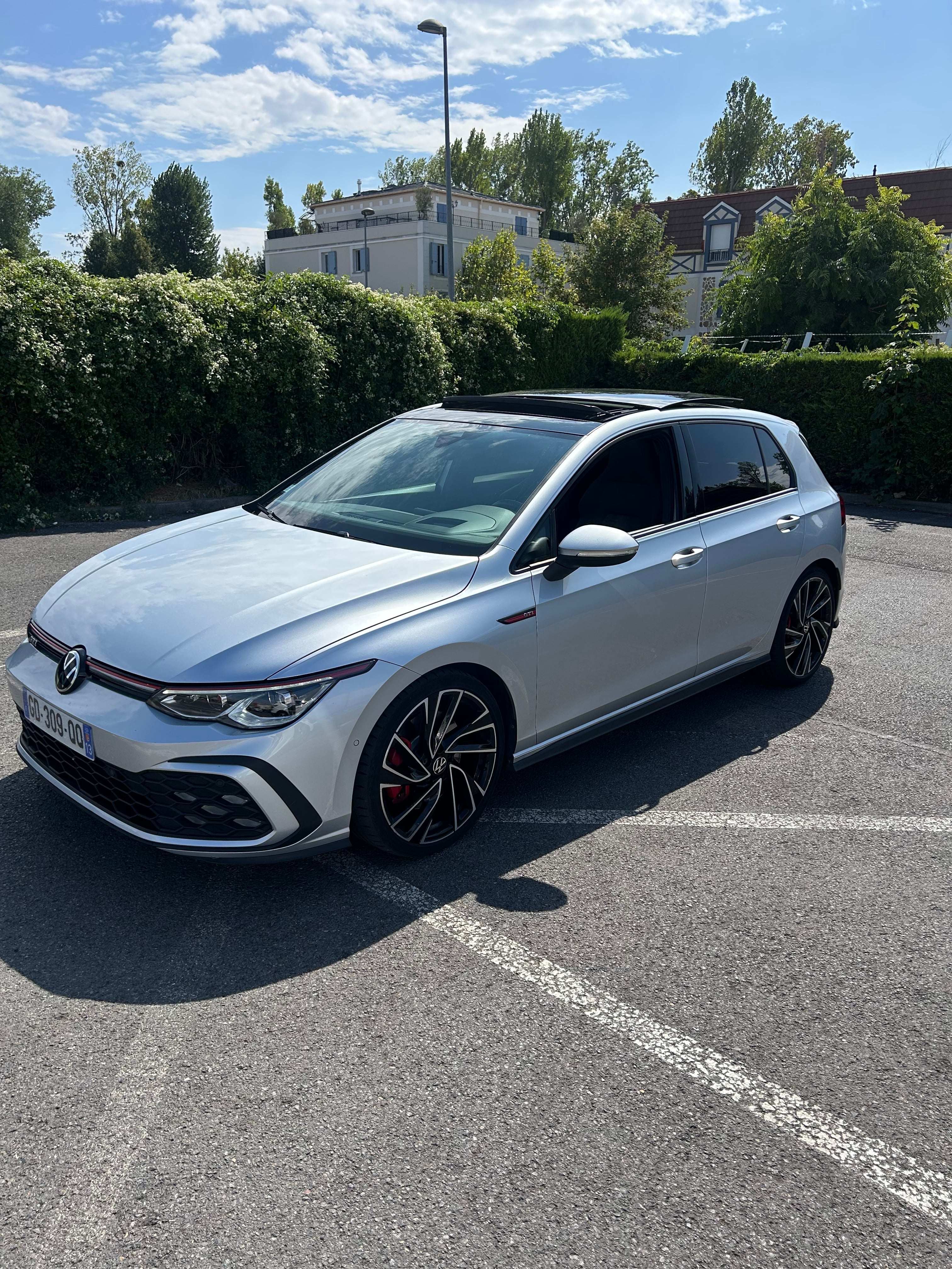 Volkswagen Golf, 2020, Essence 98, automatique