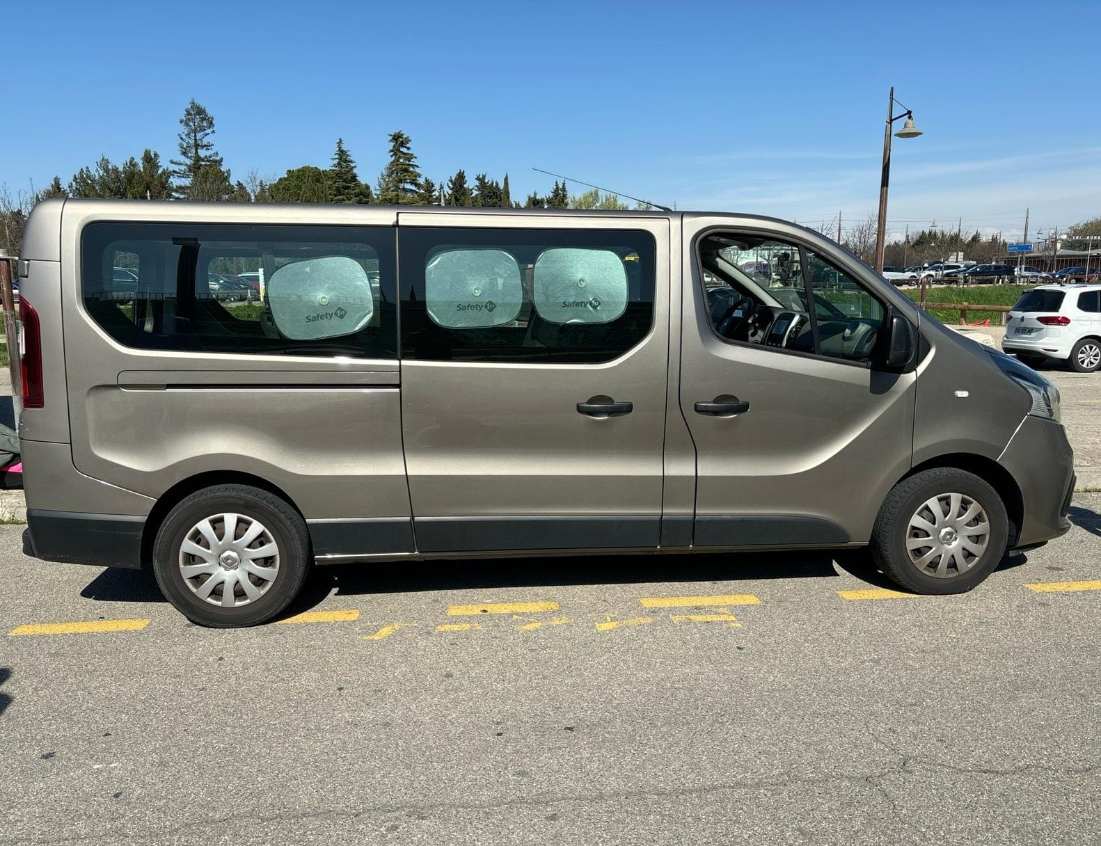 Renault Trafic with Air conditioning