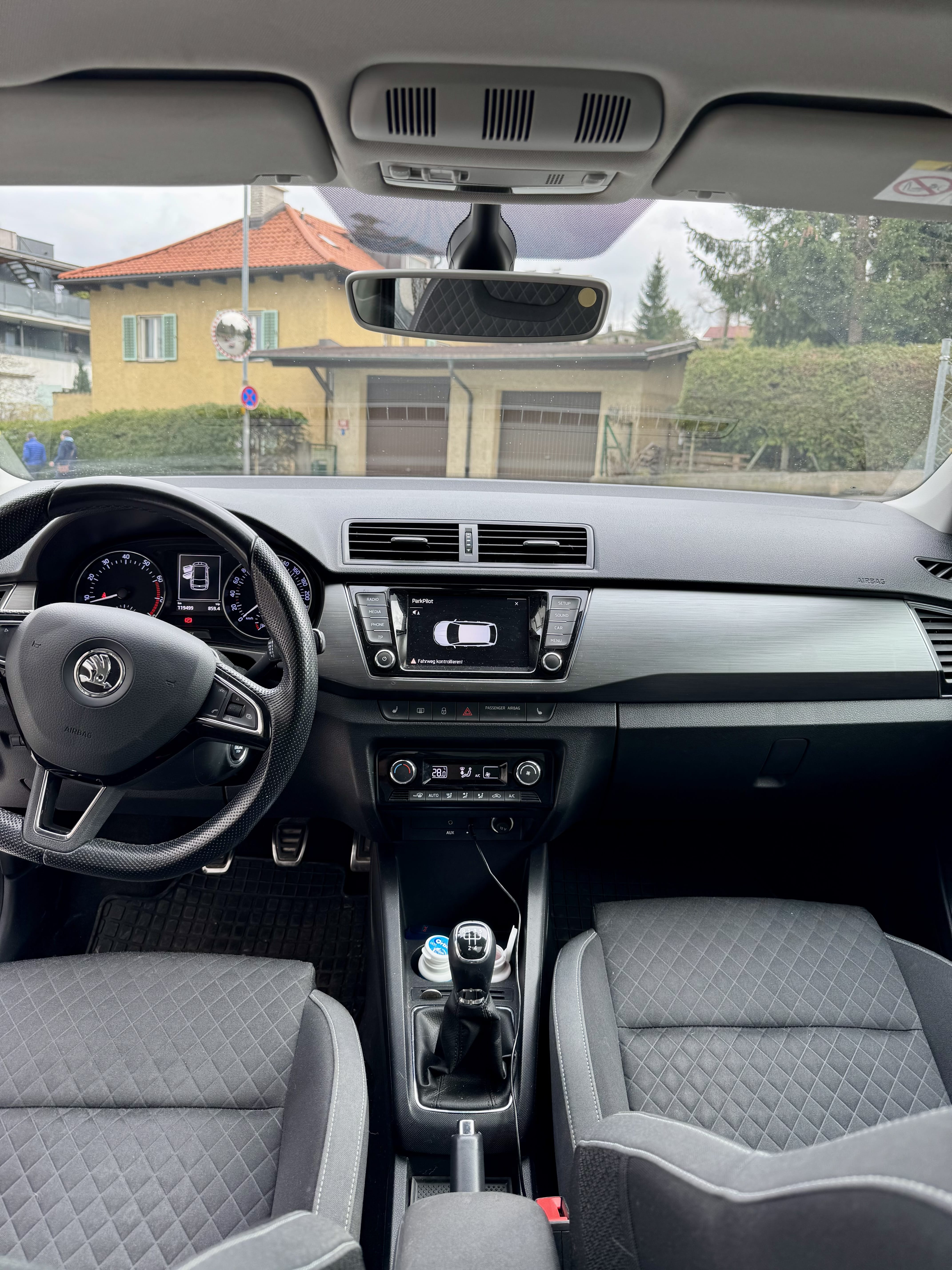 Skoda Fabia Kombi mit Navigationsgerät