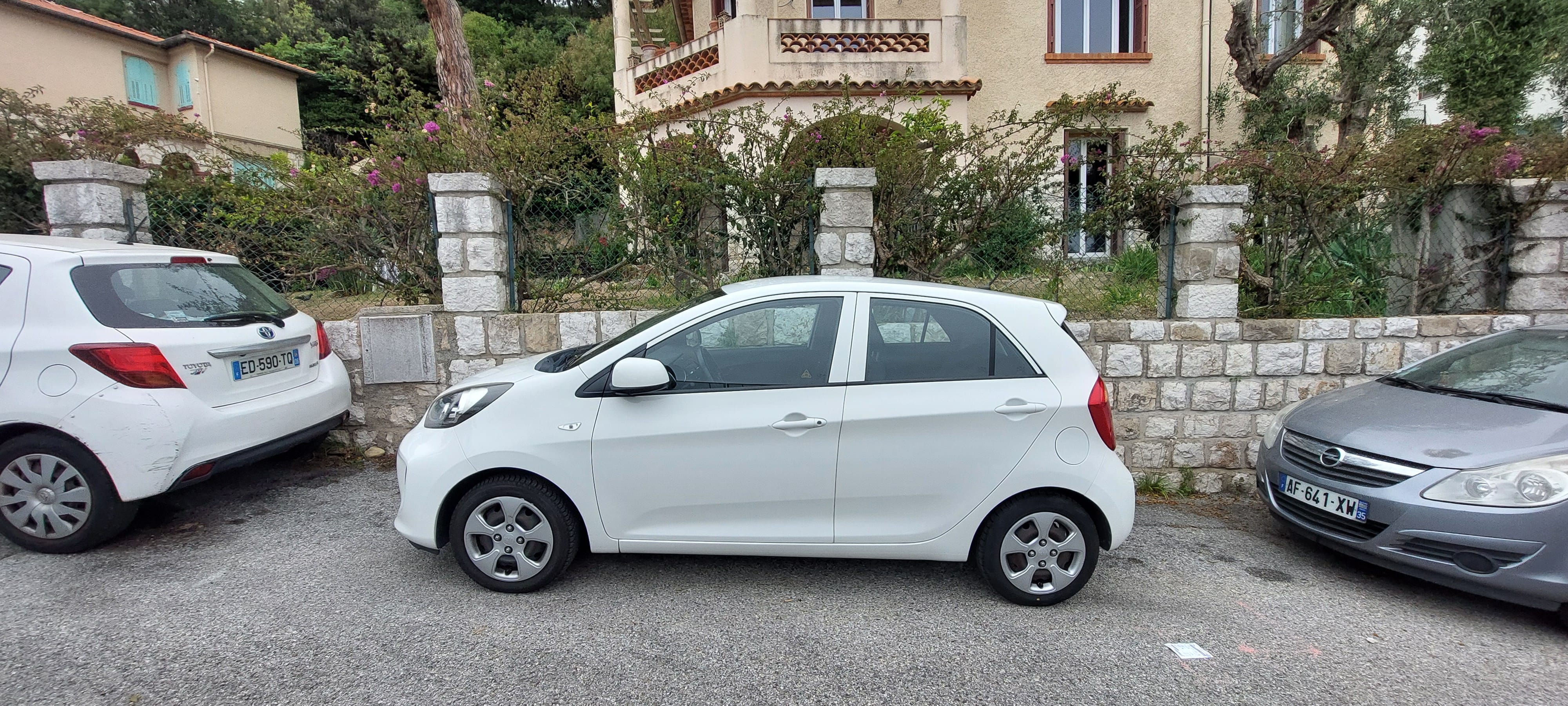Kia Picanto with Air conditioning