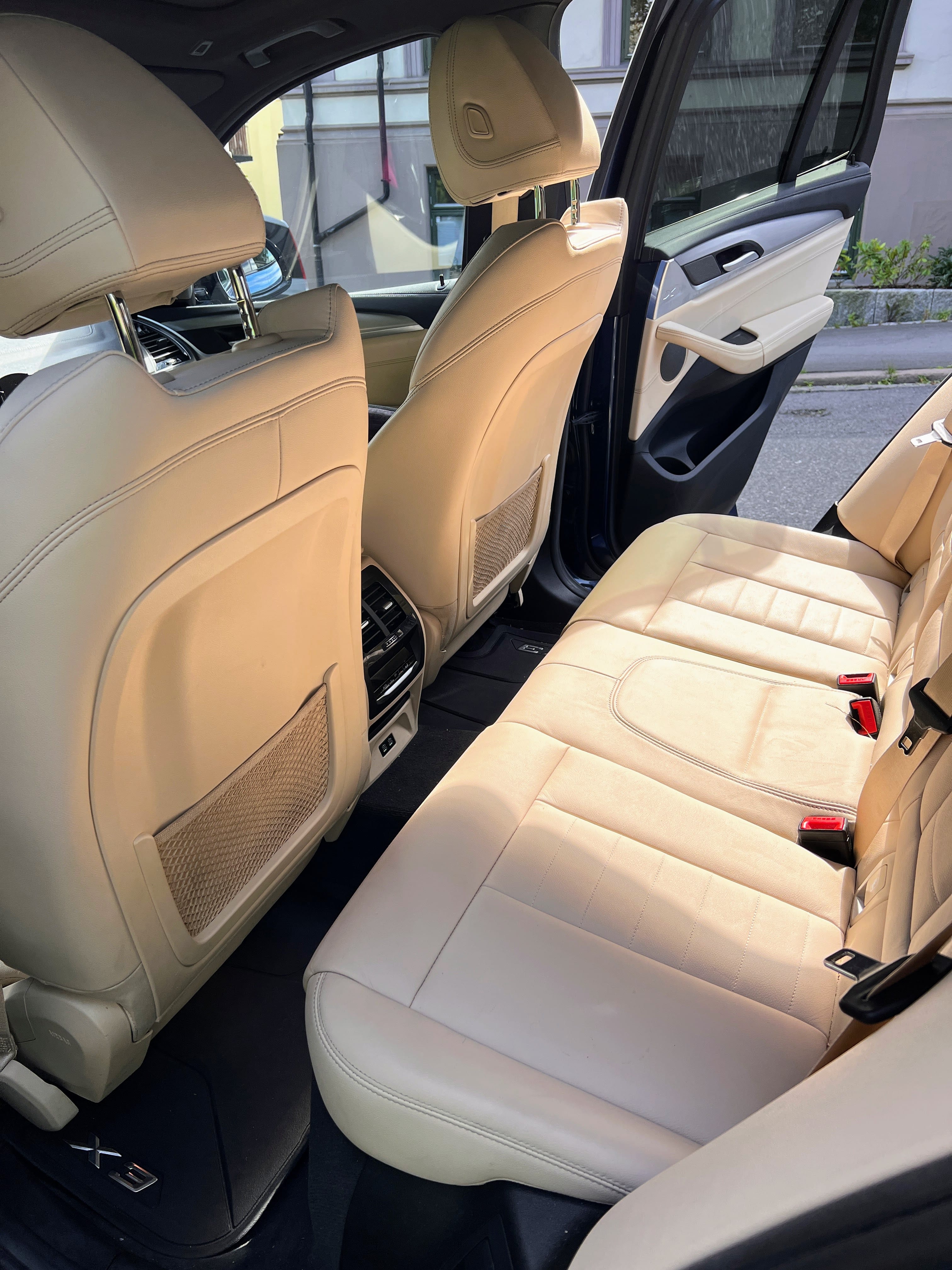 BMW ix3 Skiboks + alt av ekstrautstyr with Cruise control