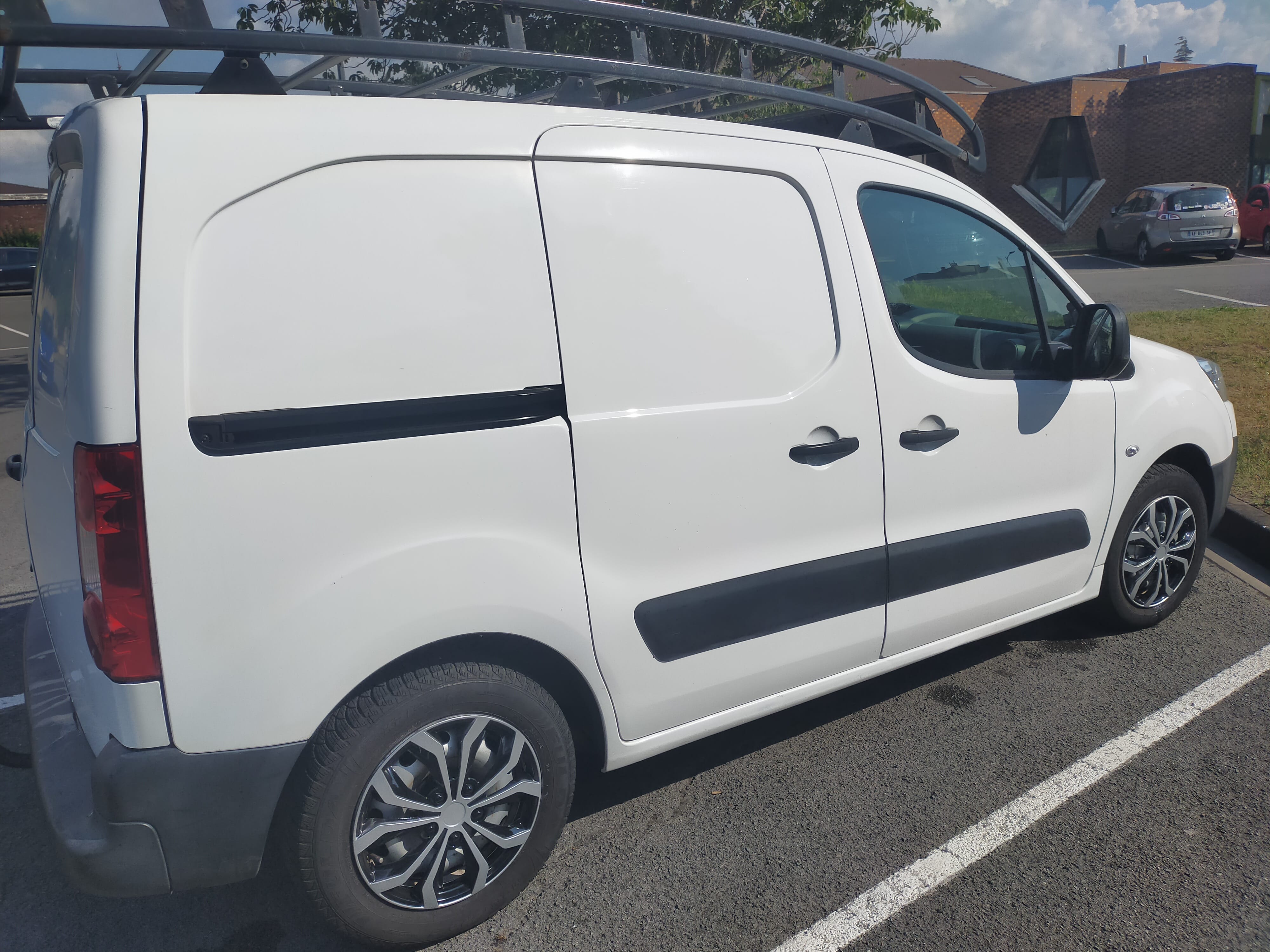 Peugeot Partner 1.6 HDI avec Climatisation