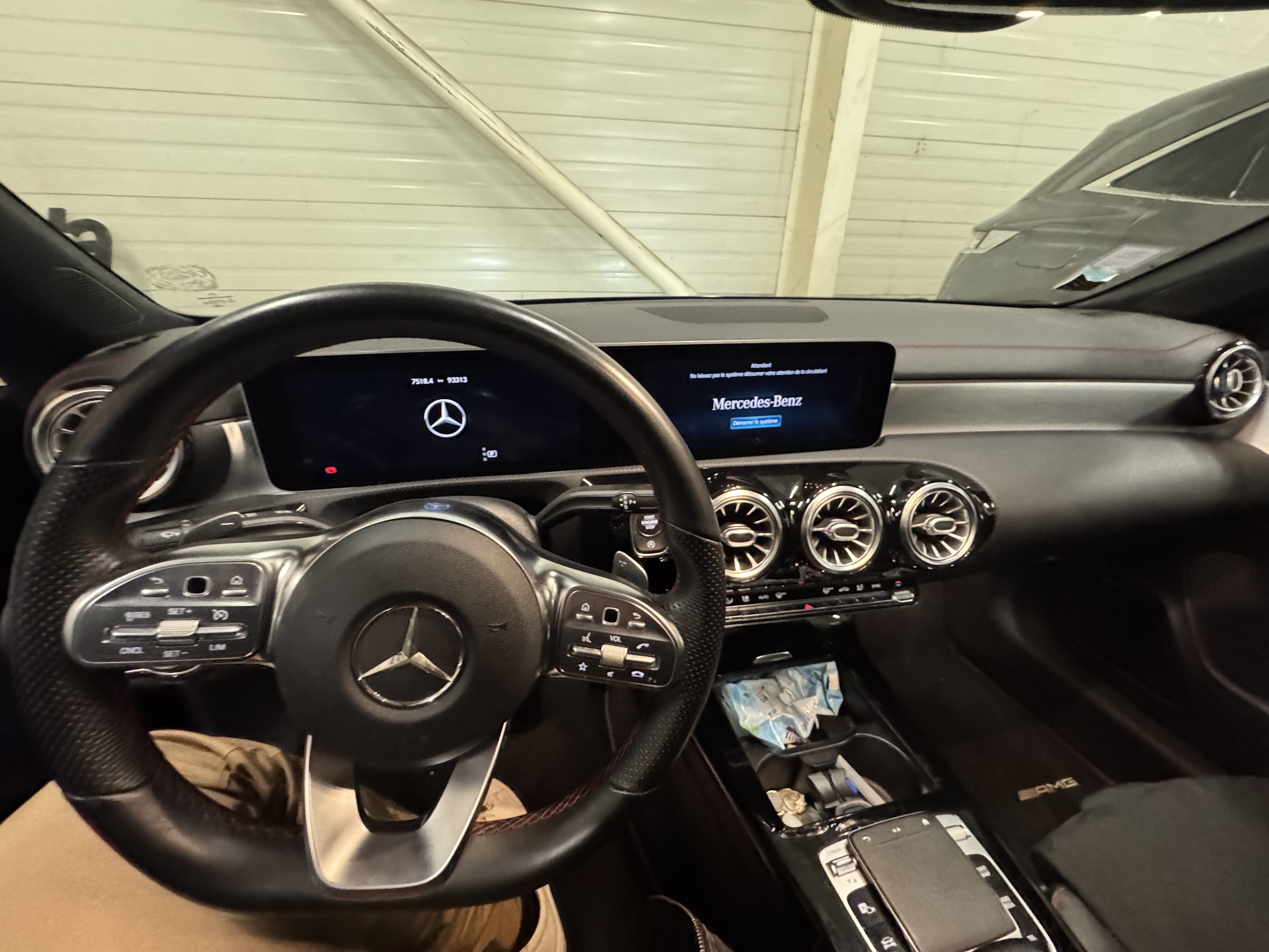 Mercedes-Benz CLA 200 avec Audio Bluetooth