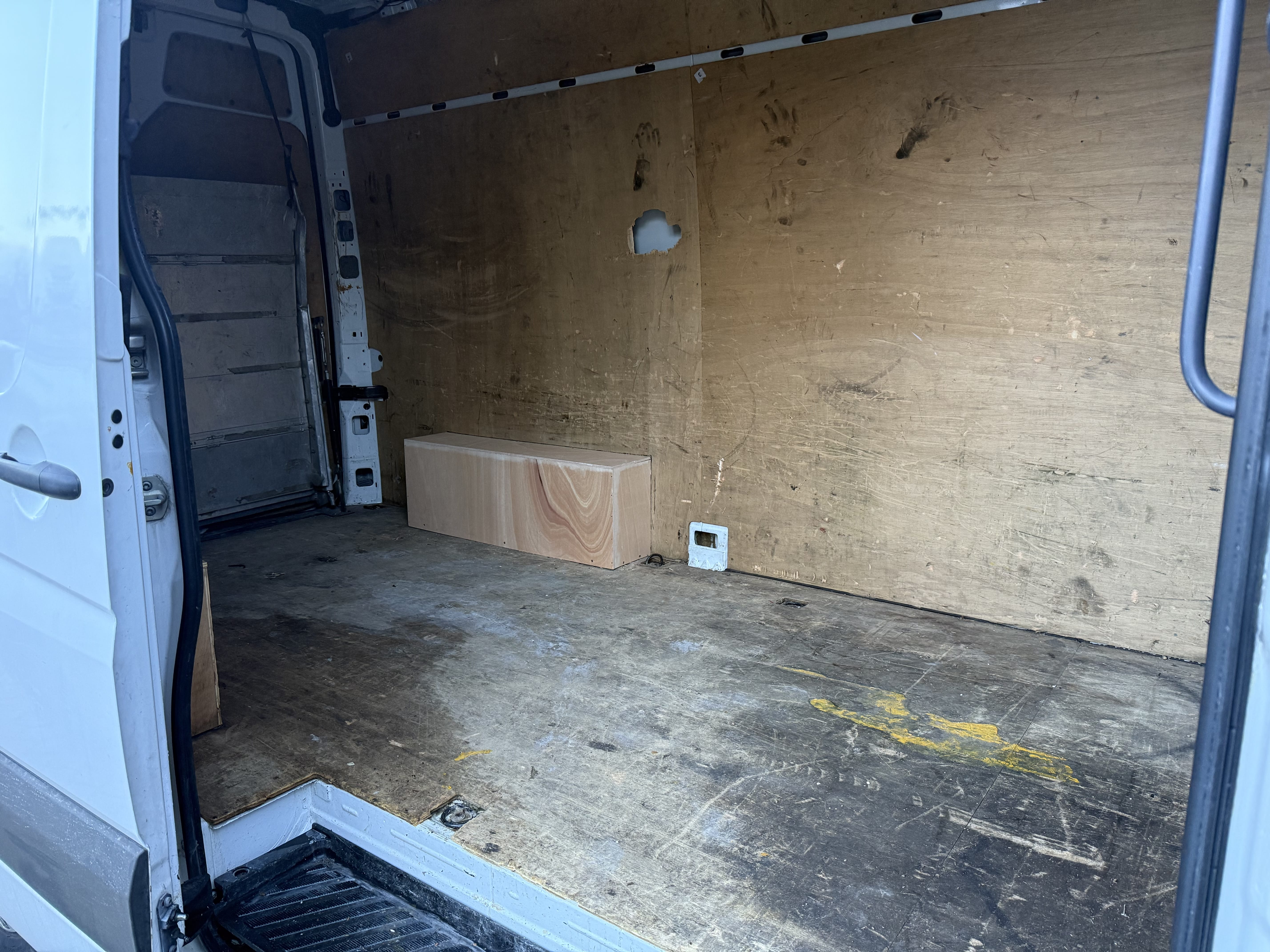 Mercedes-Benz Sprinter 13m3 avec Entrée audio / iPod