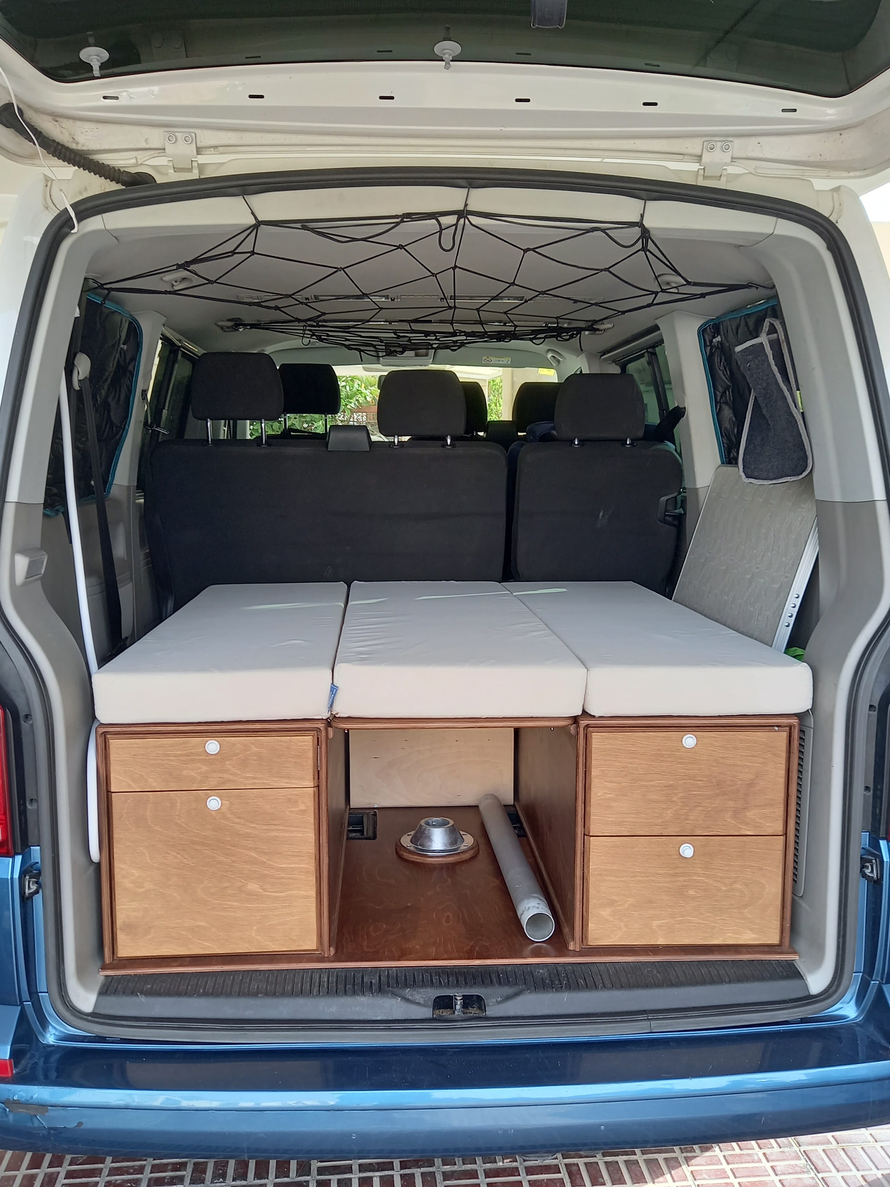 Volkswagen Caravelle con Entrada de Audio/iPod