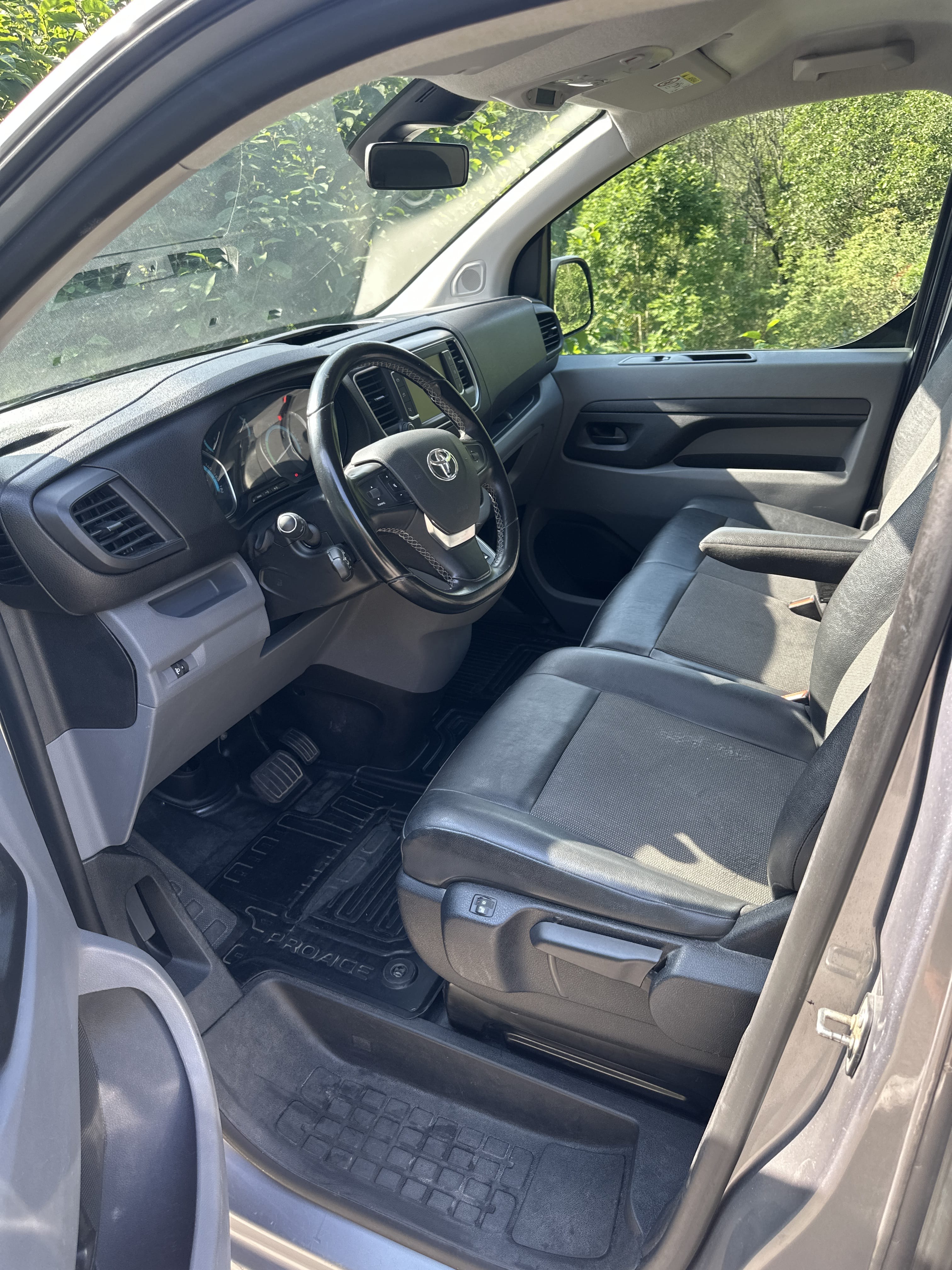 Toyota Proace Varebil med Cruisekontroll