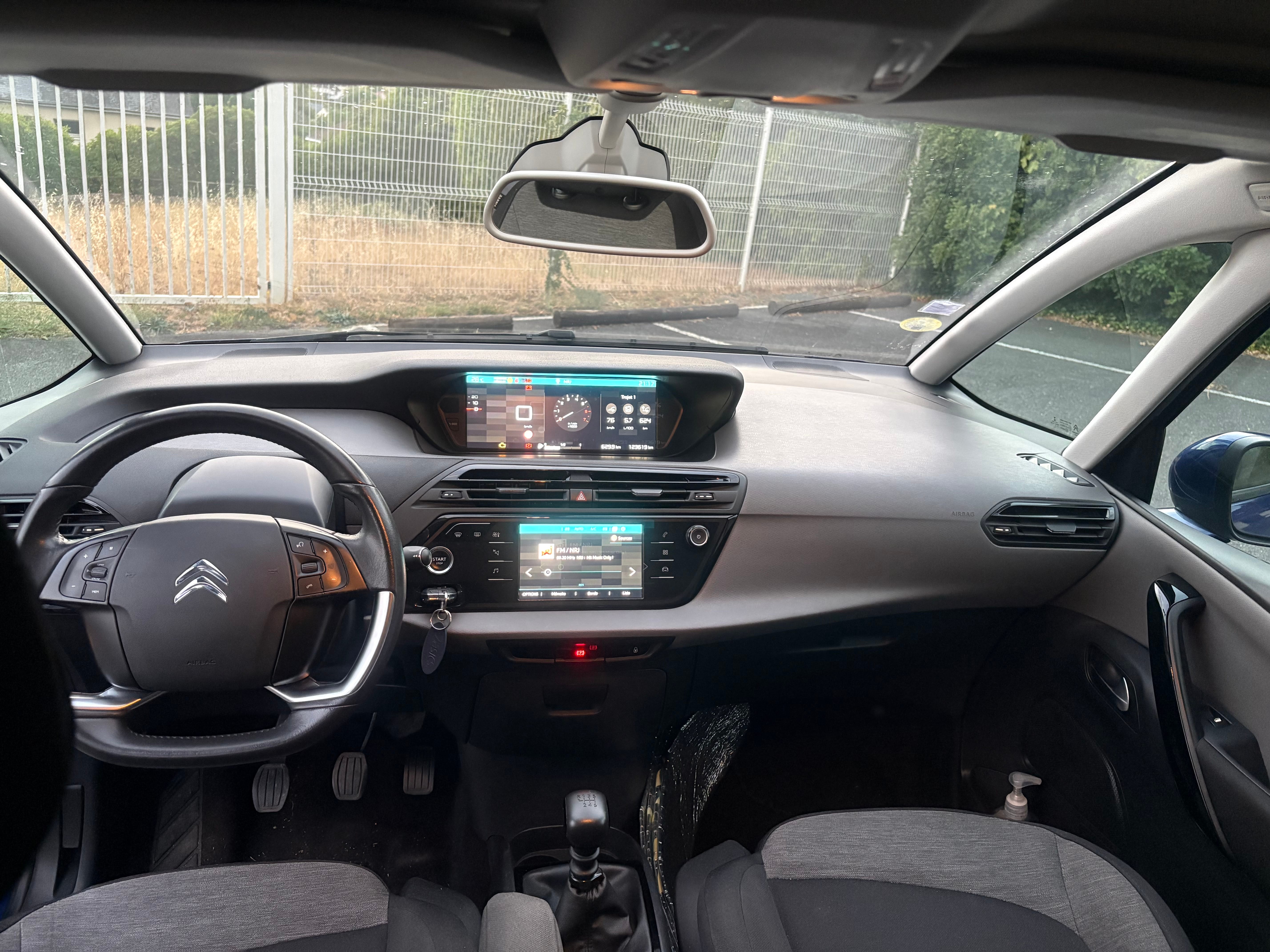Citroen C4 Spacetourer avec GPS