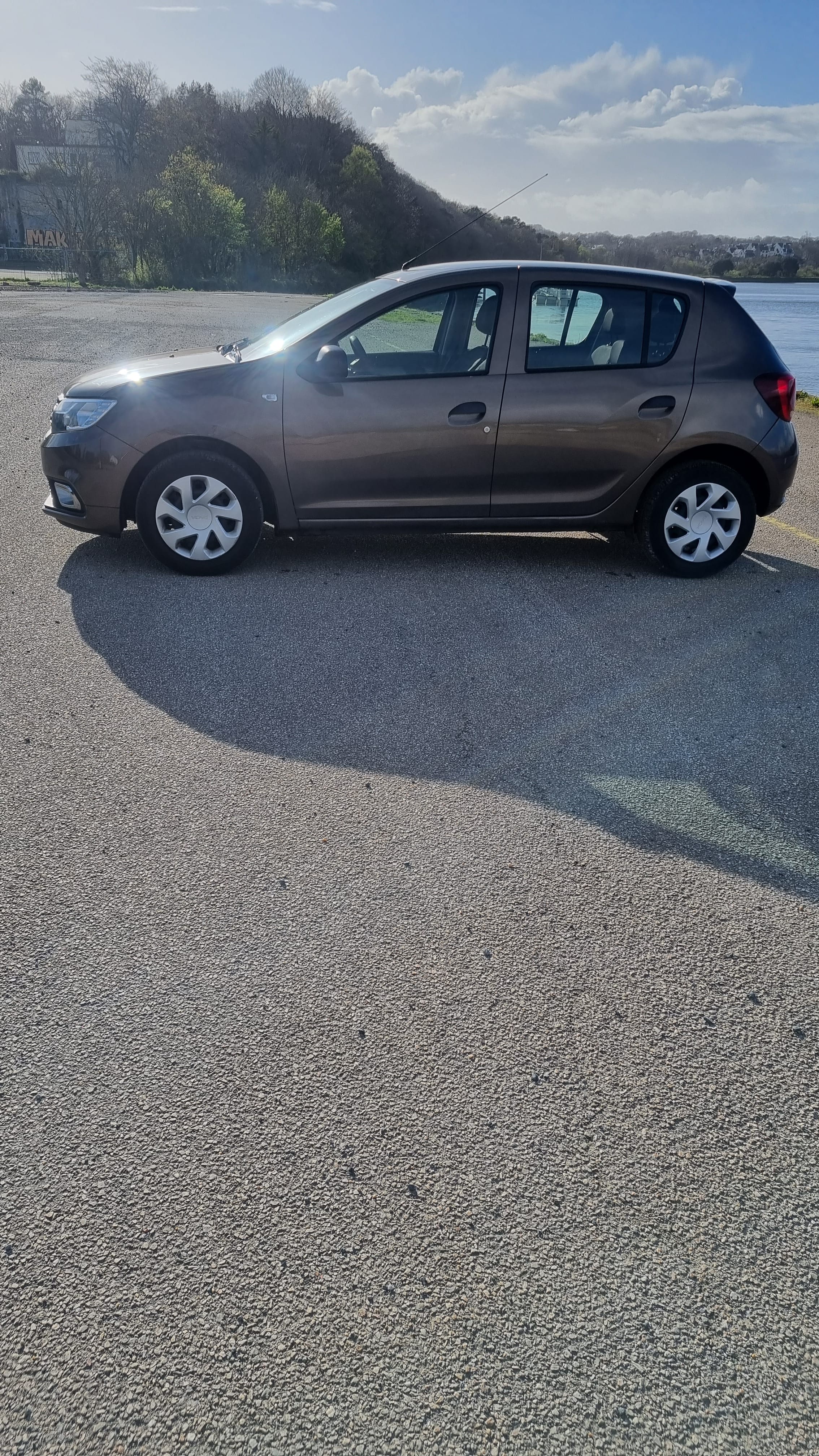 Dacia Sandero avec Climatisation