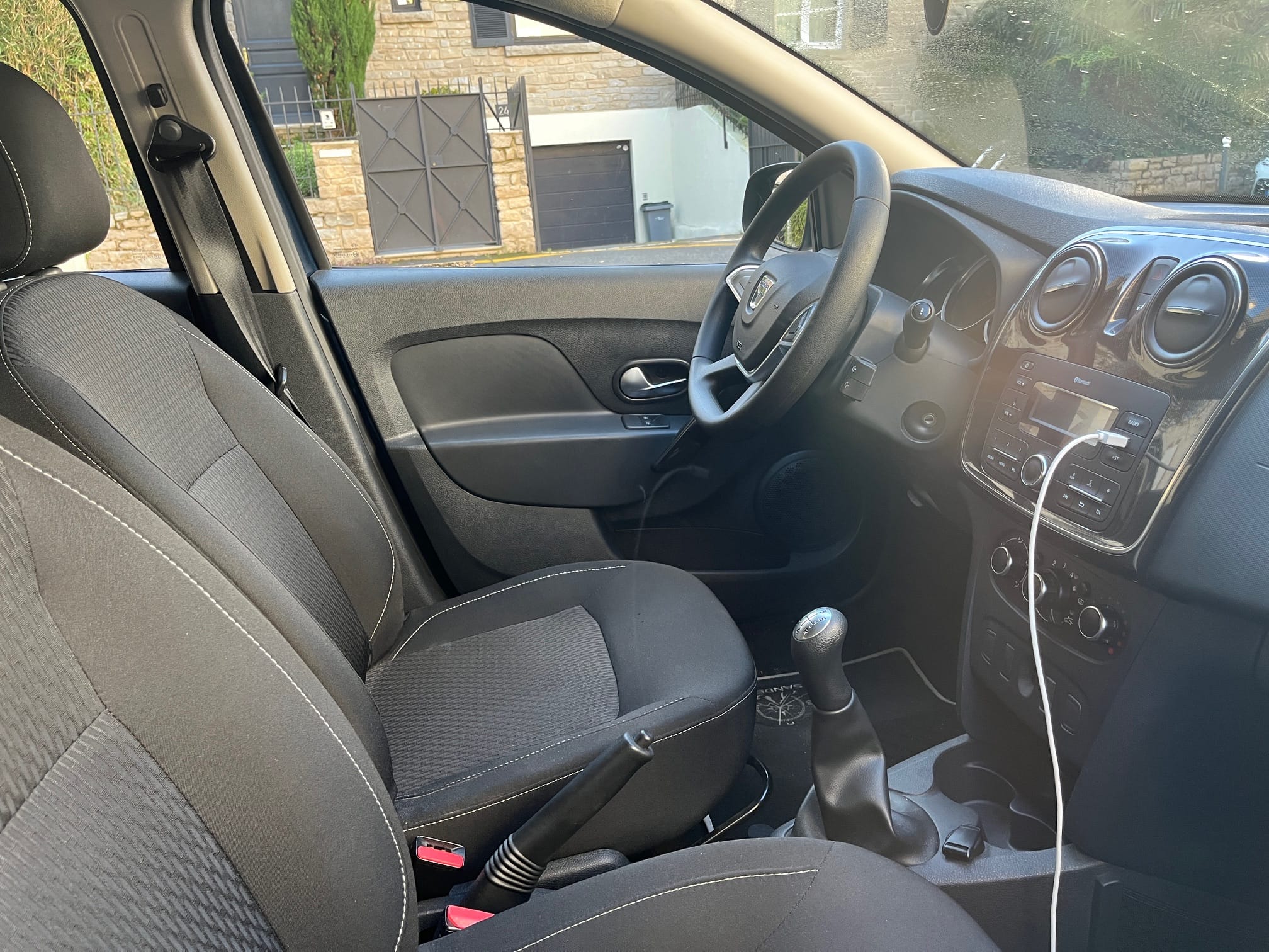 Dacia Sandero con Entrada de Audio/iPod