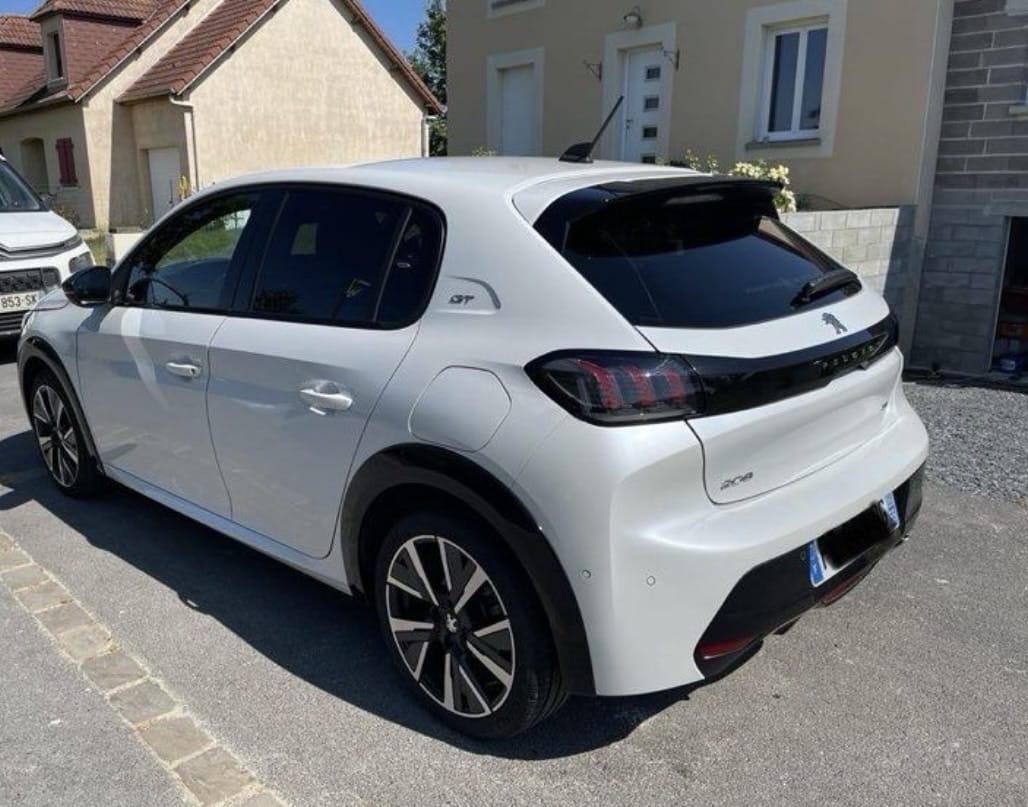 Peugeot 208 Pack GT avec Climatisation
