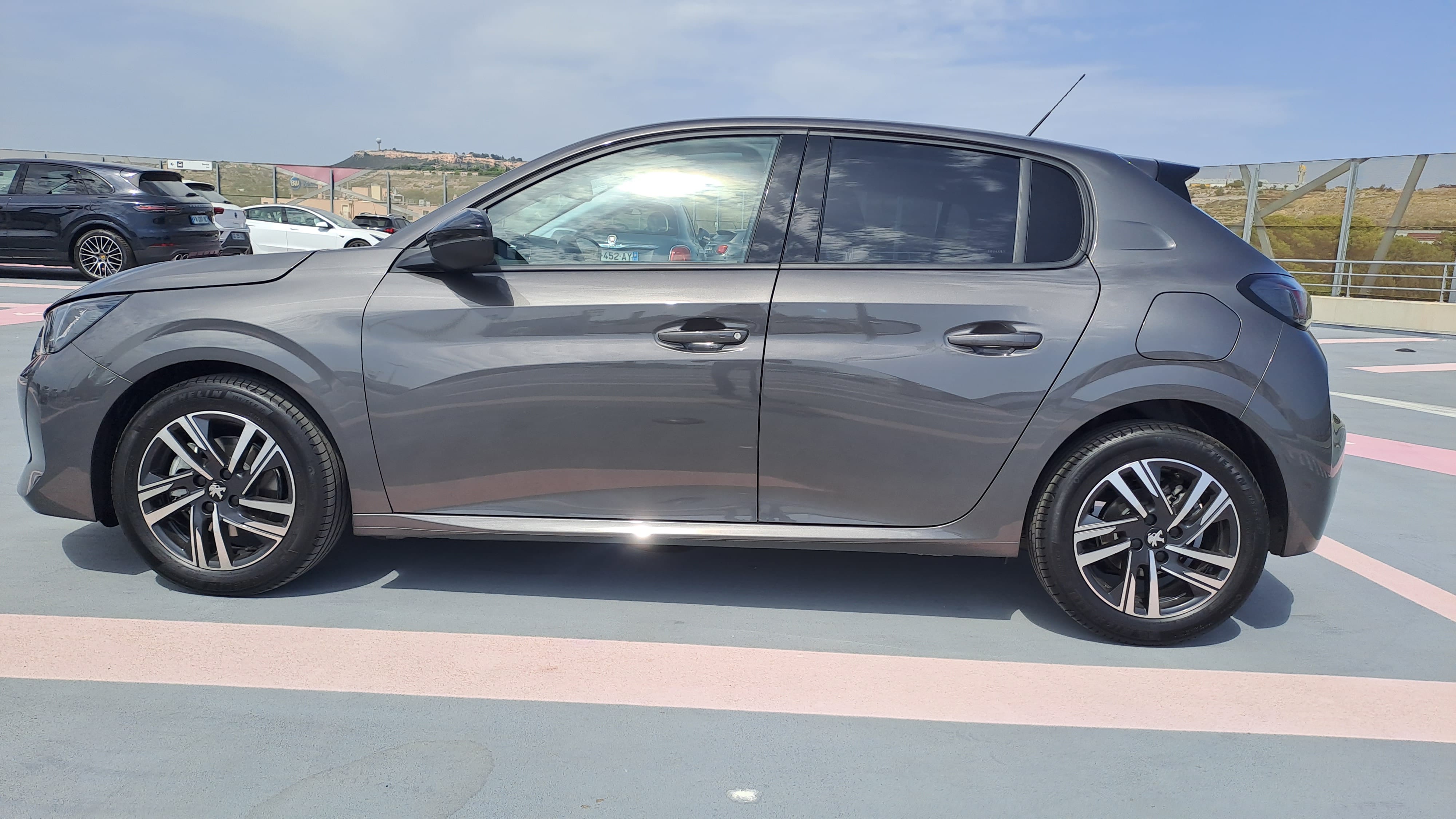 Peugeot 208 avec Climatisation