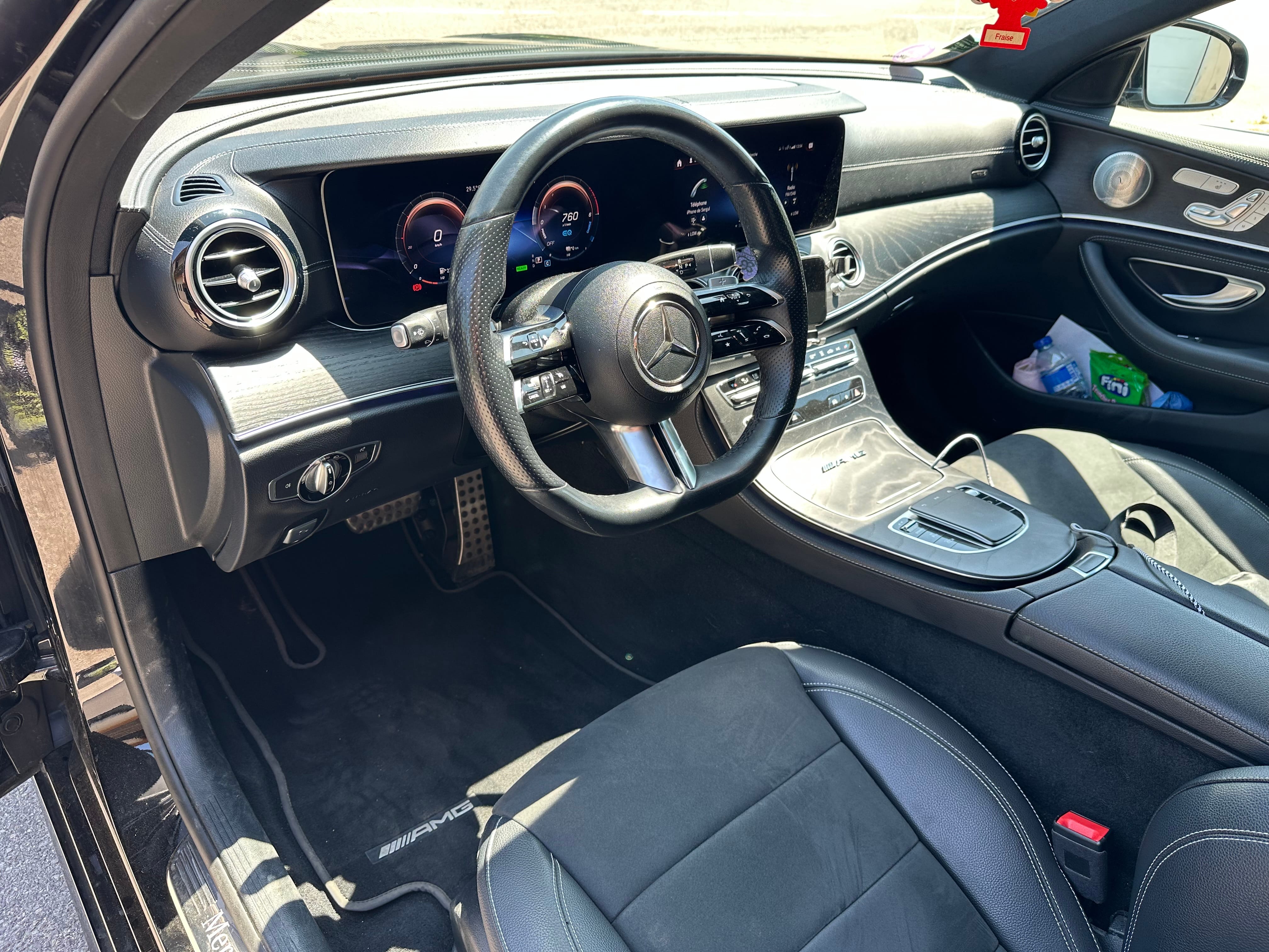 Mercedes-Benz Classe E E 300 avec GPS