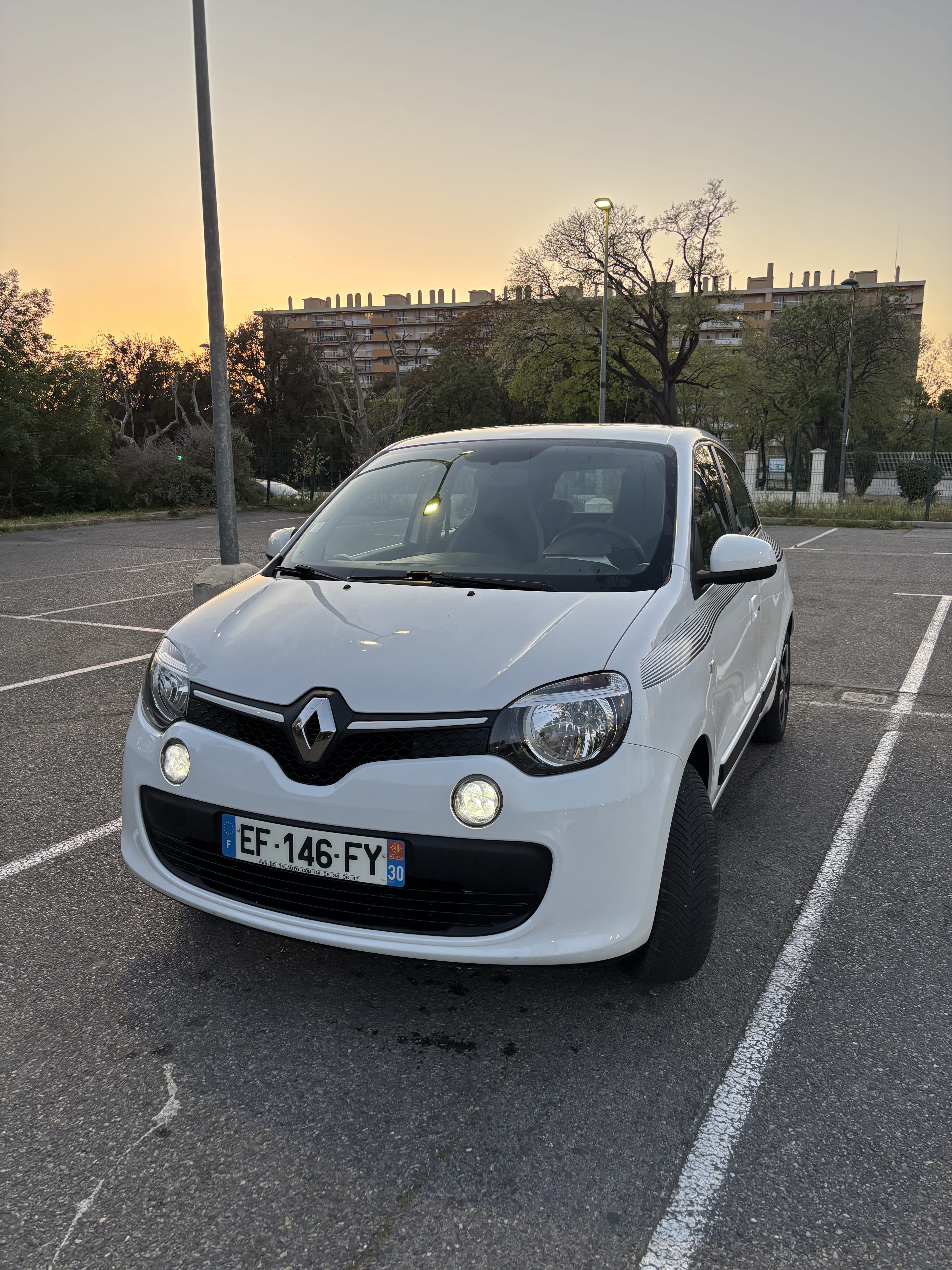 Renault Twingo III, 2016, Essence 95