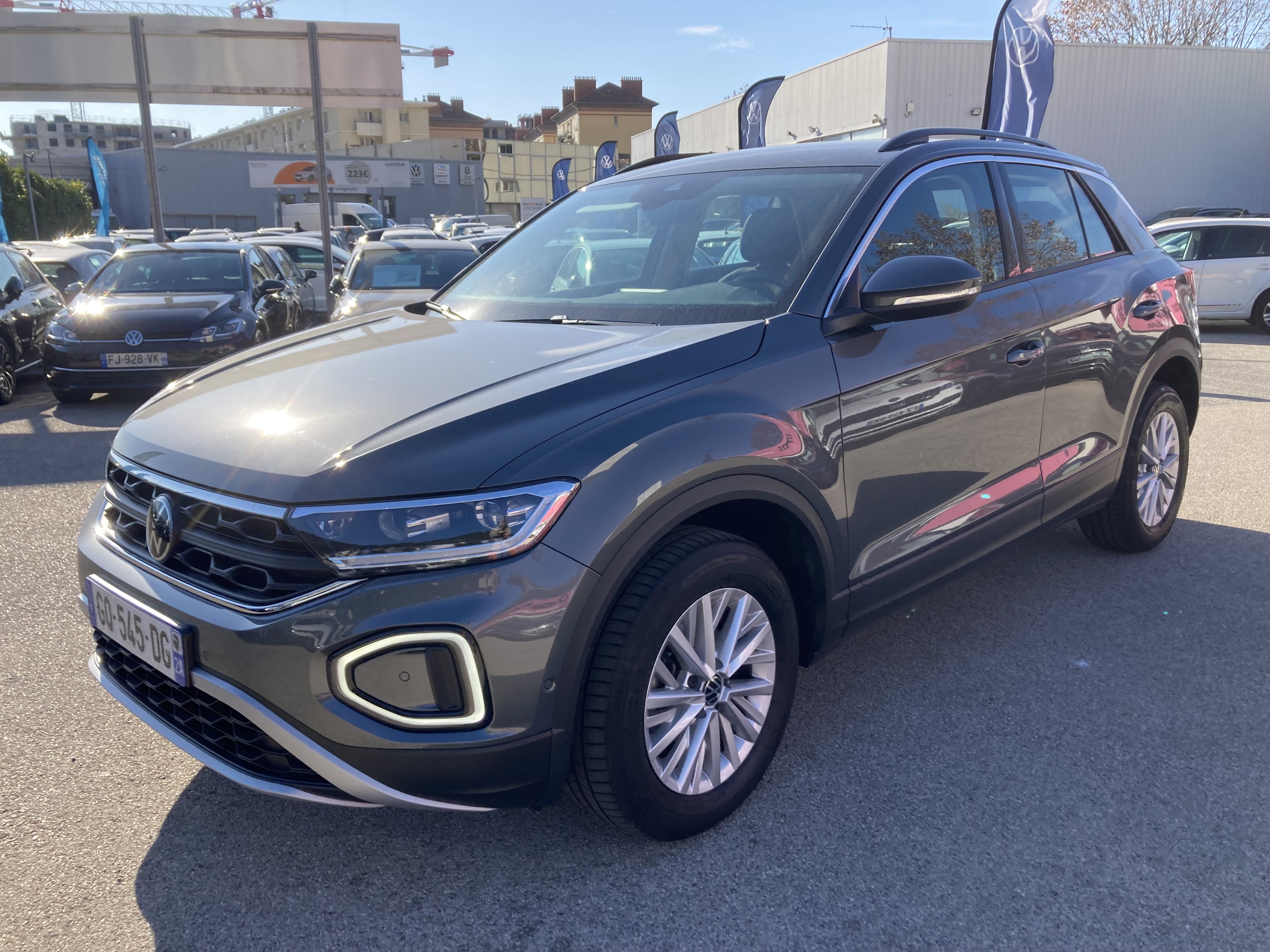 Volkswagen T-Roc, 2023, Essence 98