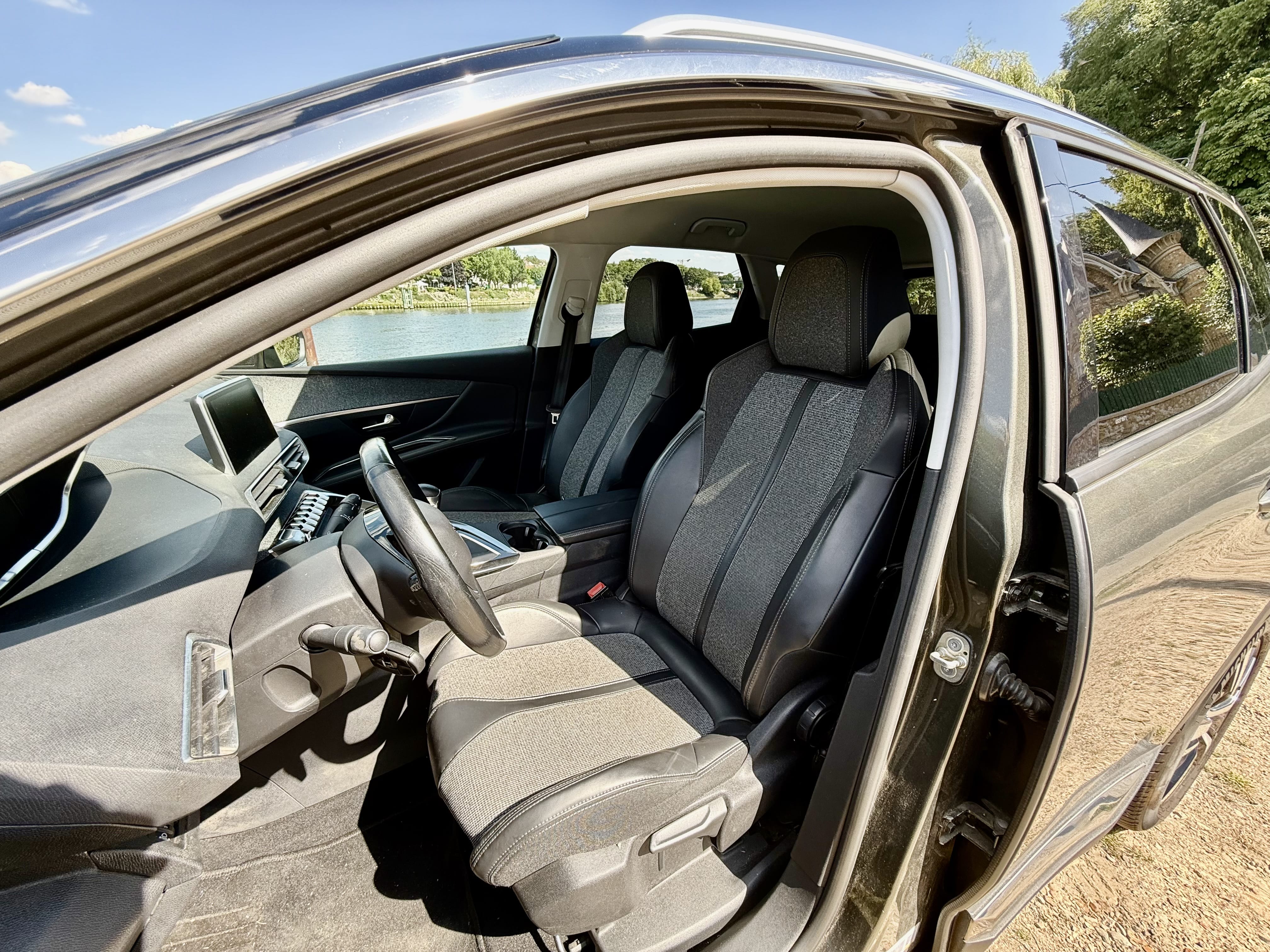 Peugeot 3008 avec Apple CarPlay