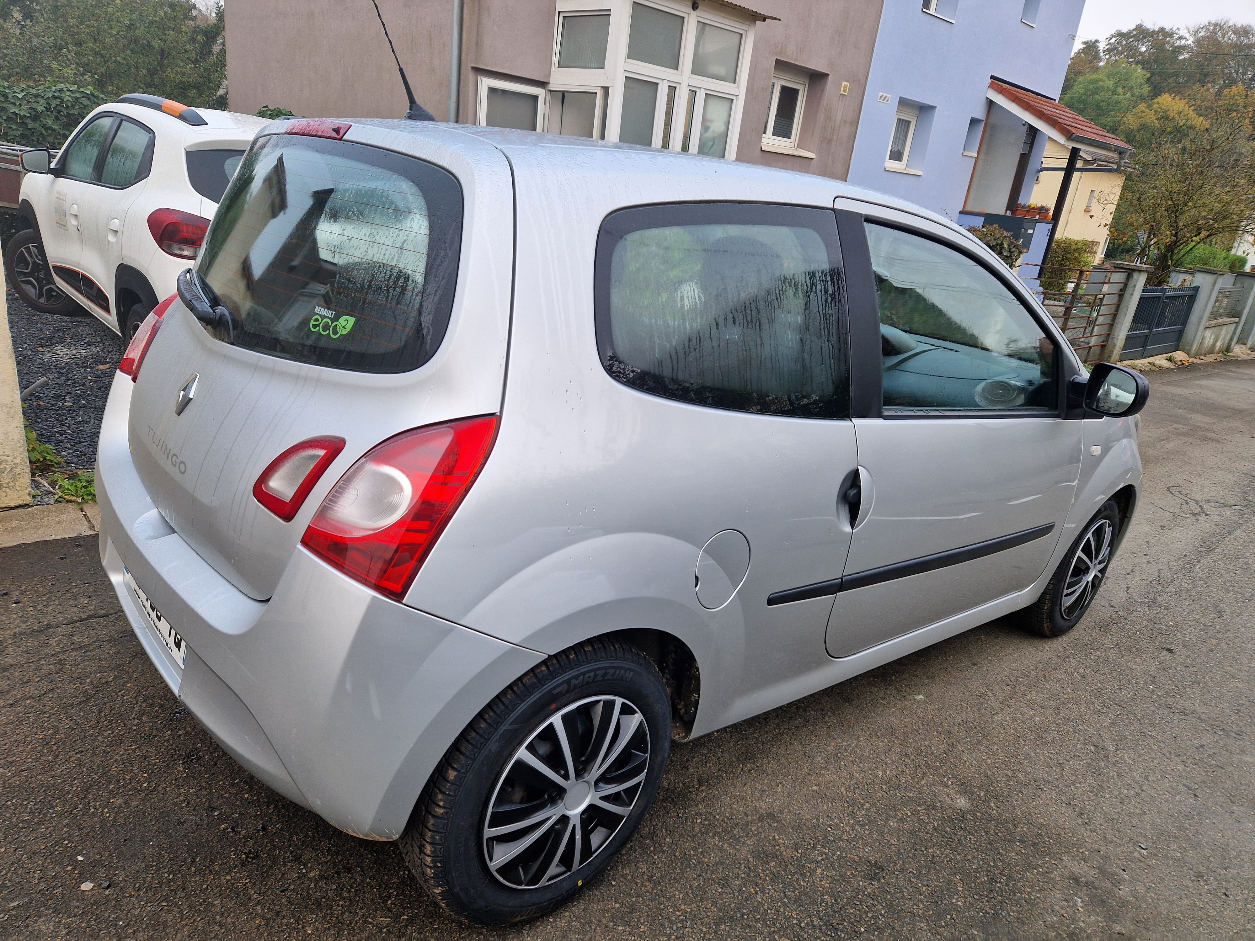 Renault Twingo II avec Siège bébé