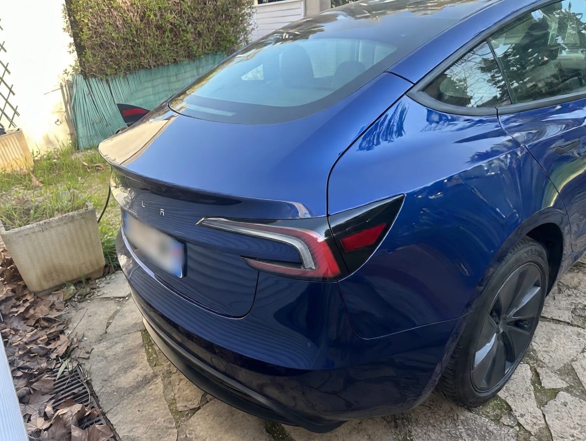 Tesla Model 3 Standard Range avec Dashcam