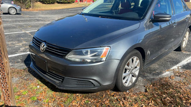Volkswagen Jetta SE PZEV with Bluetooth audio