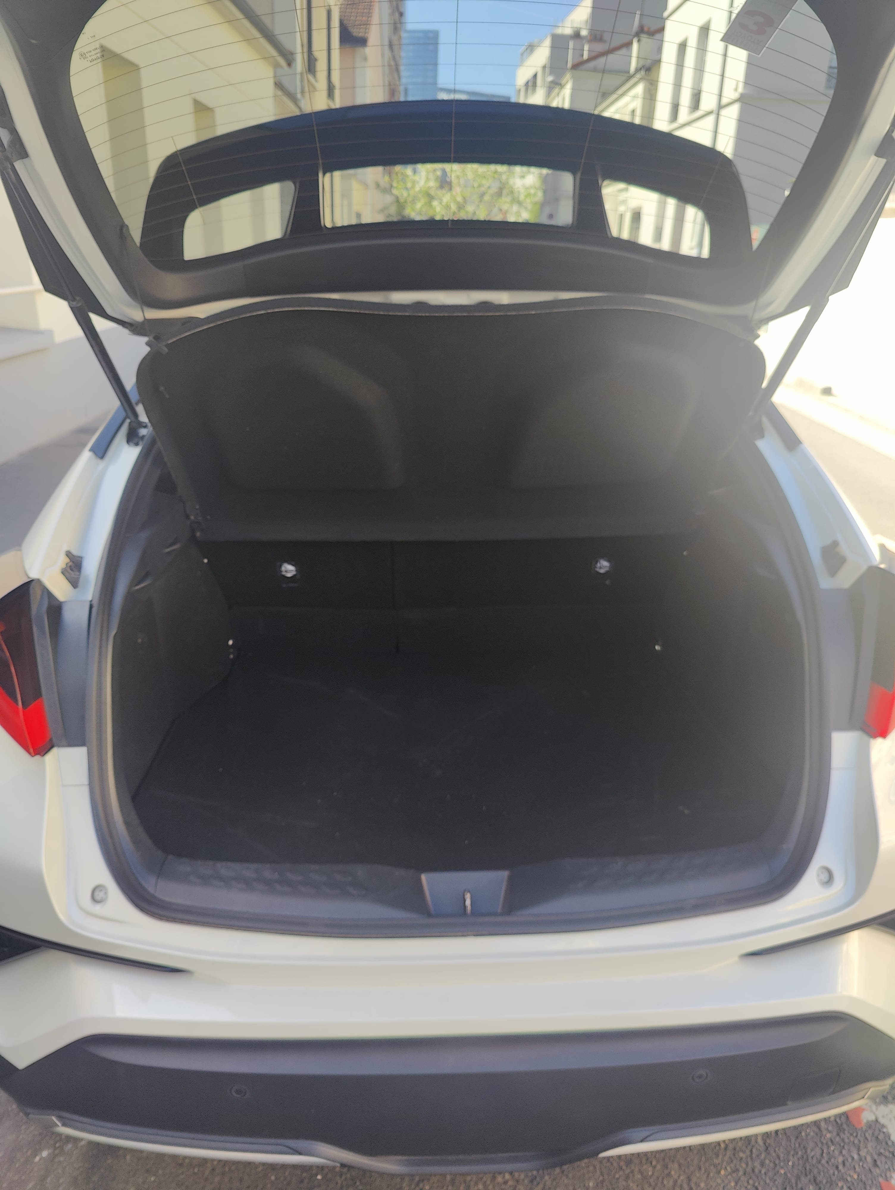 Toyota C-HR Hybrid avec Audio Bluetooth
