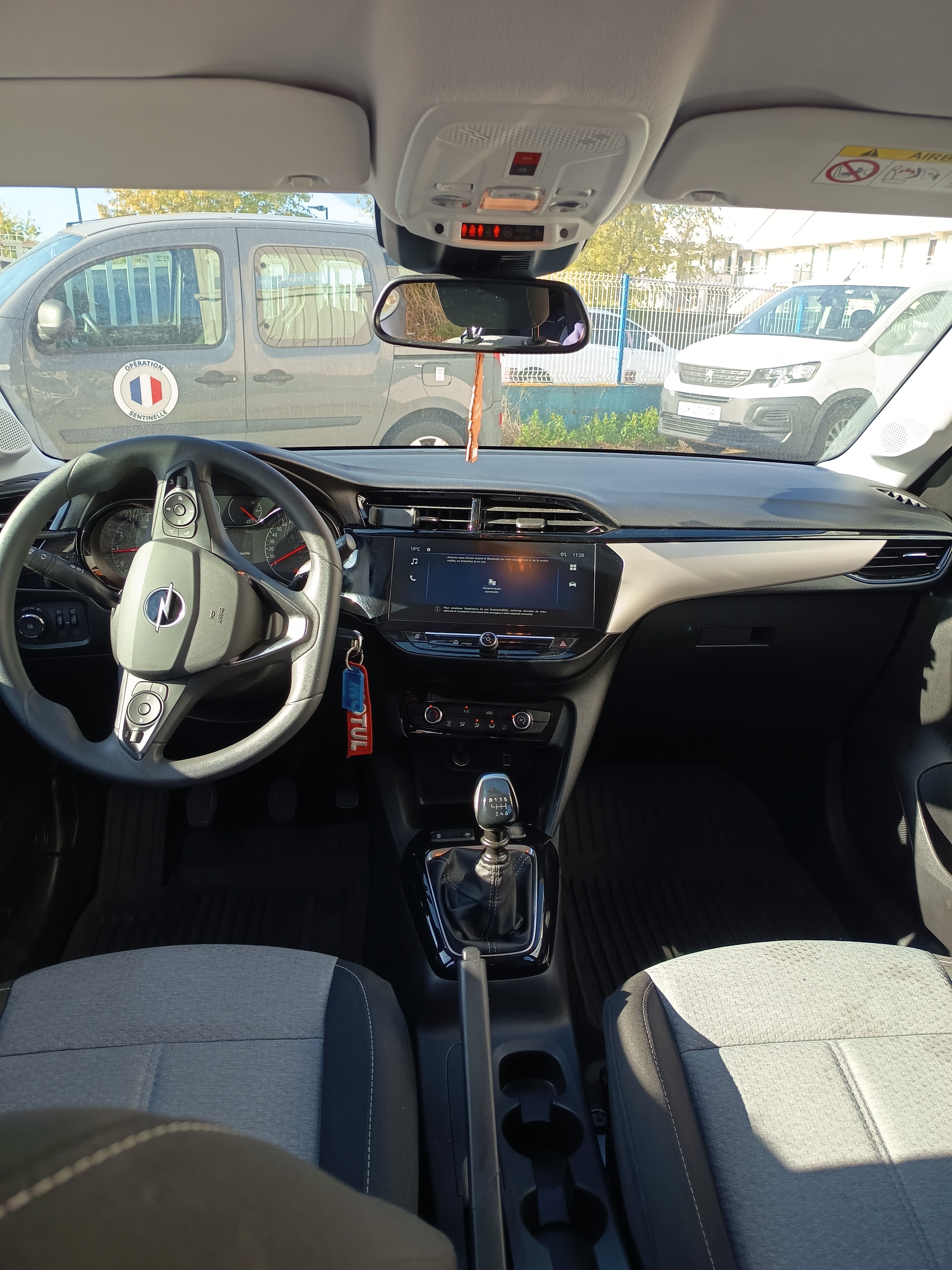 Opel Corsa avec Caméra de recul