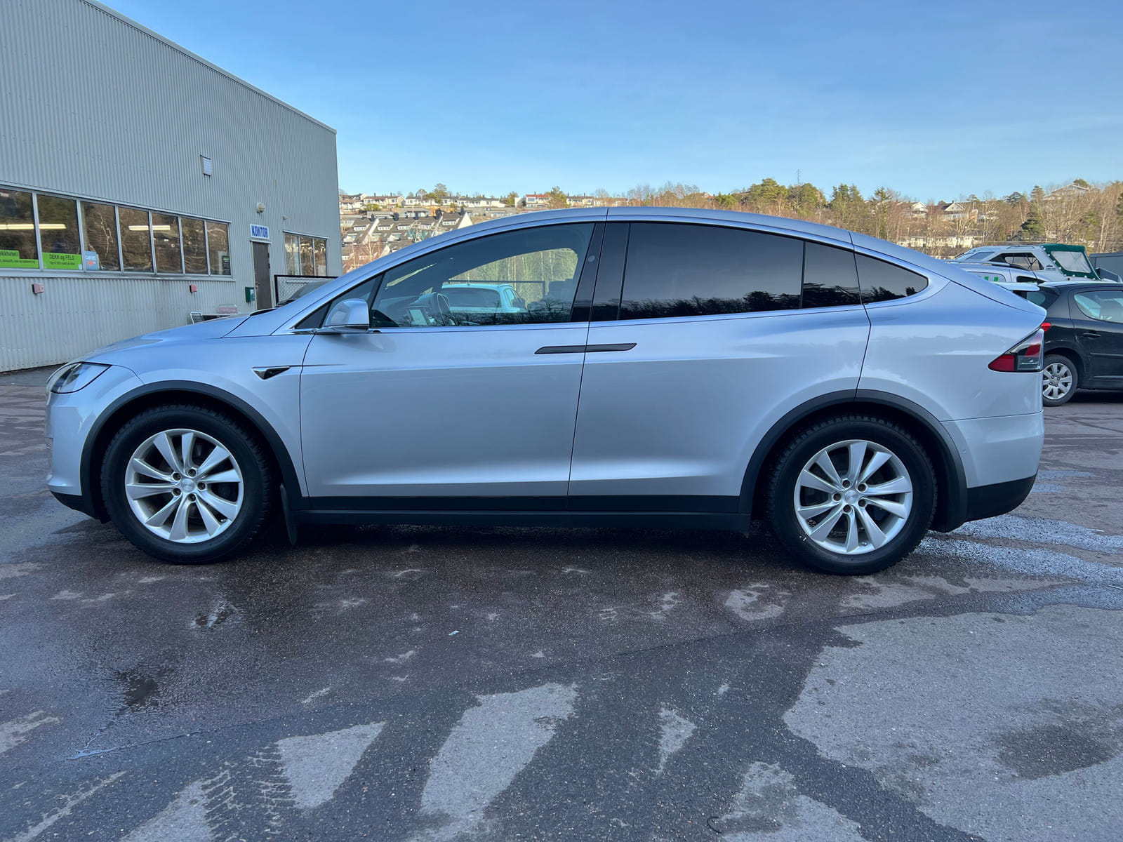 Tesla Model X med Aircondition