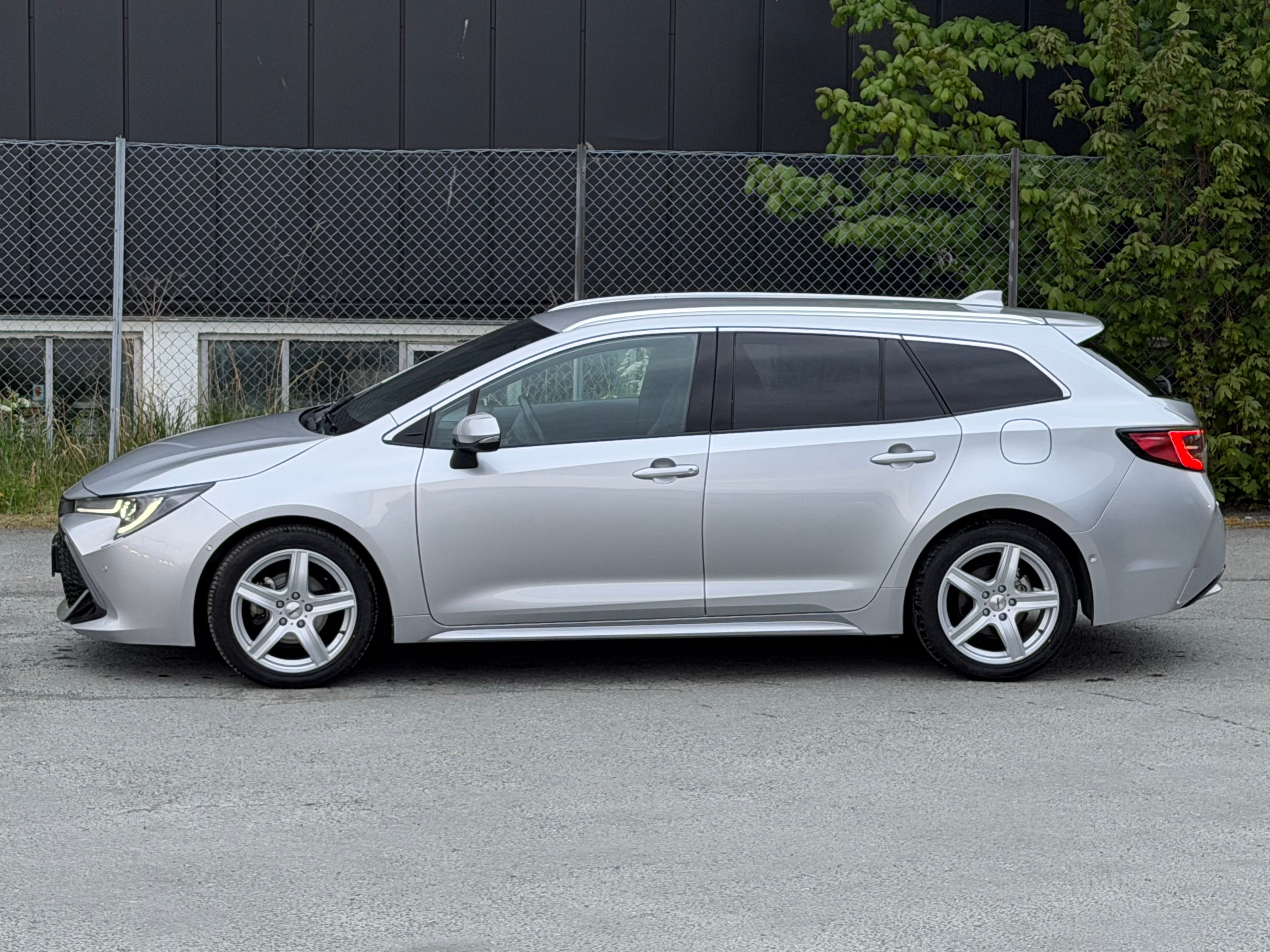 Toyota Corolla Hybrid with Air conditioning