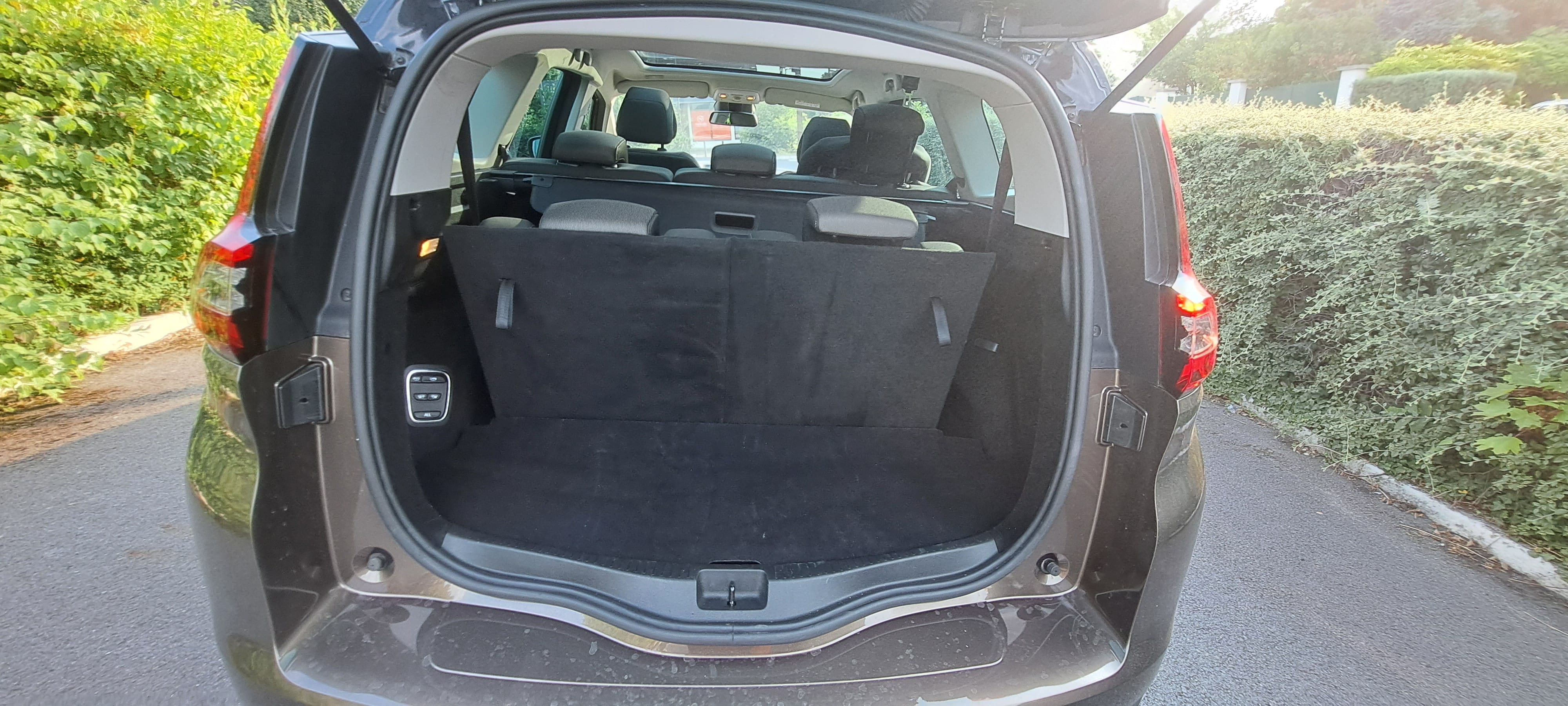 Renault Grand Scenic avec Climatisation
