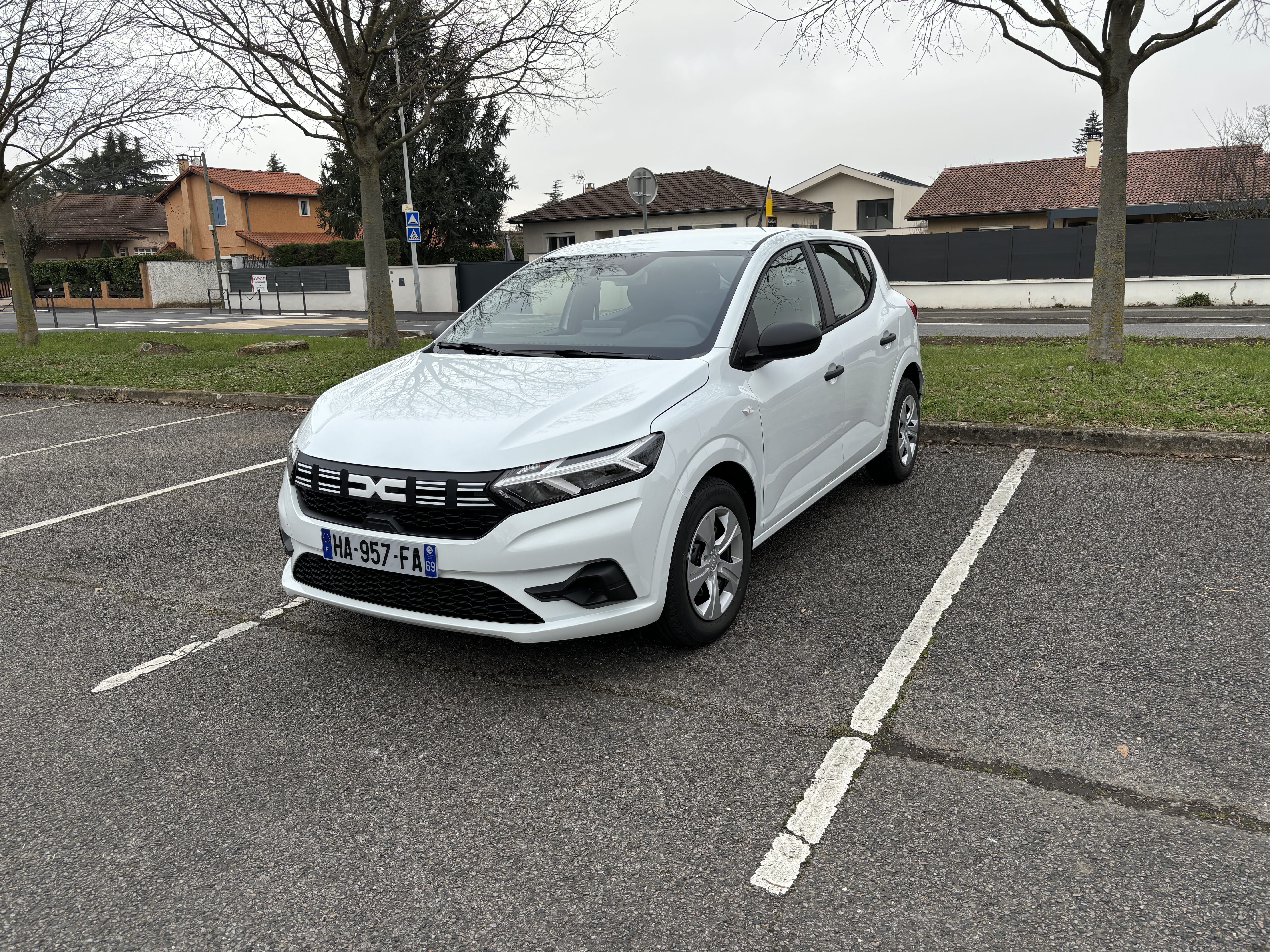 Dacia Sandero, 2024, Essence 98