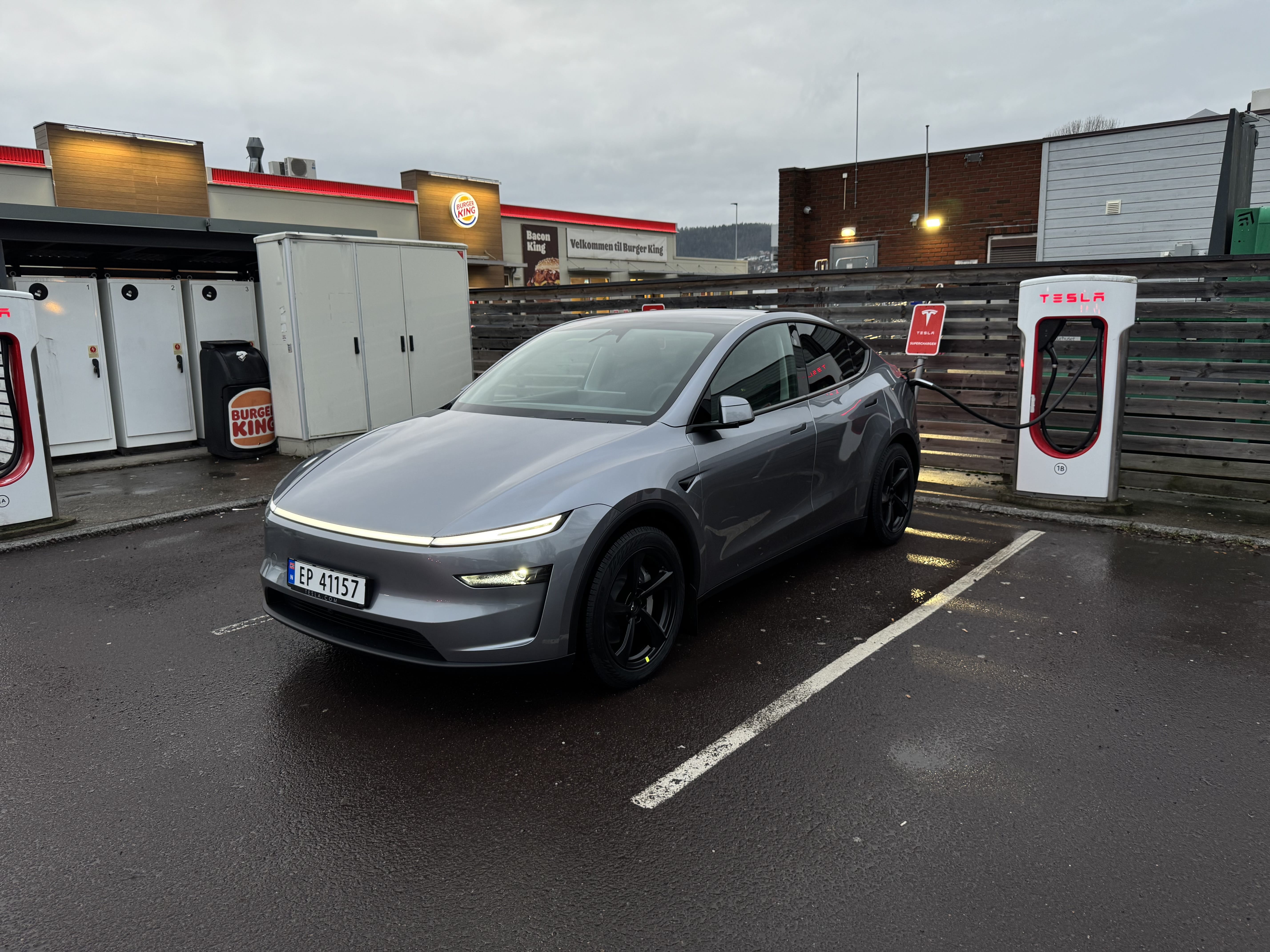 Tesla Model Y Long Range, 2025, Elektrisk, automatisk