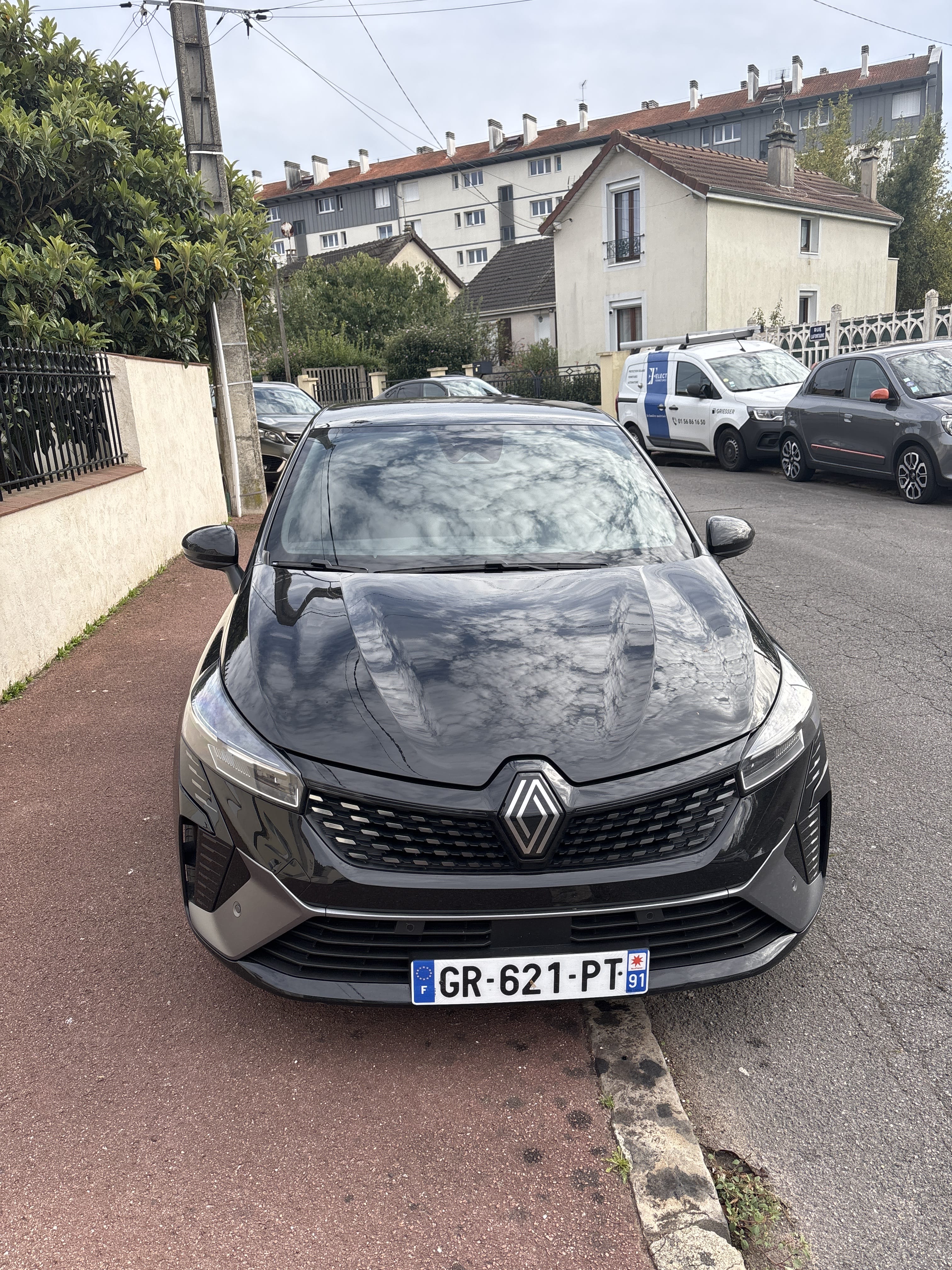 Renault Clio, 2023, Essence 98