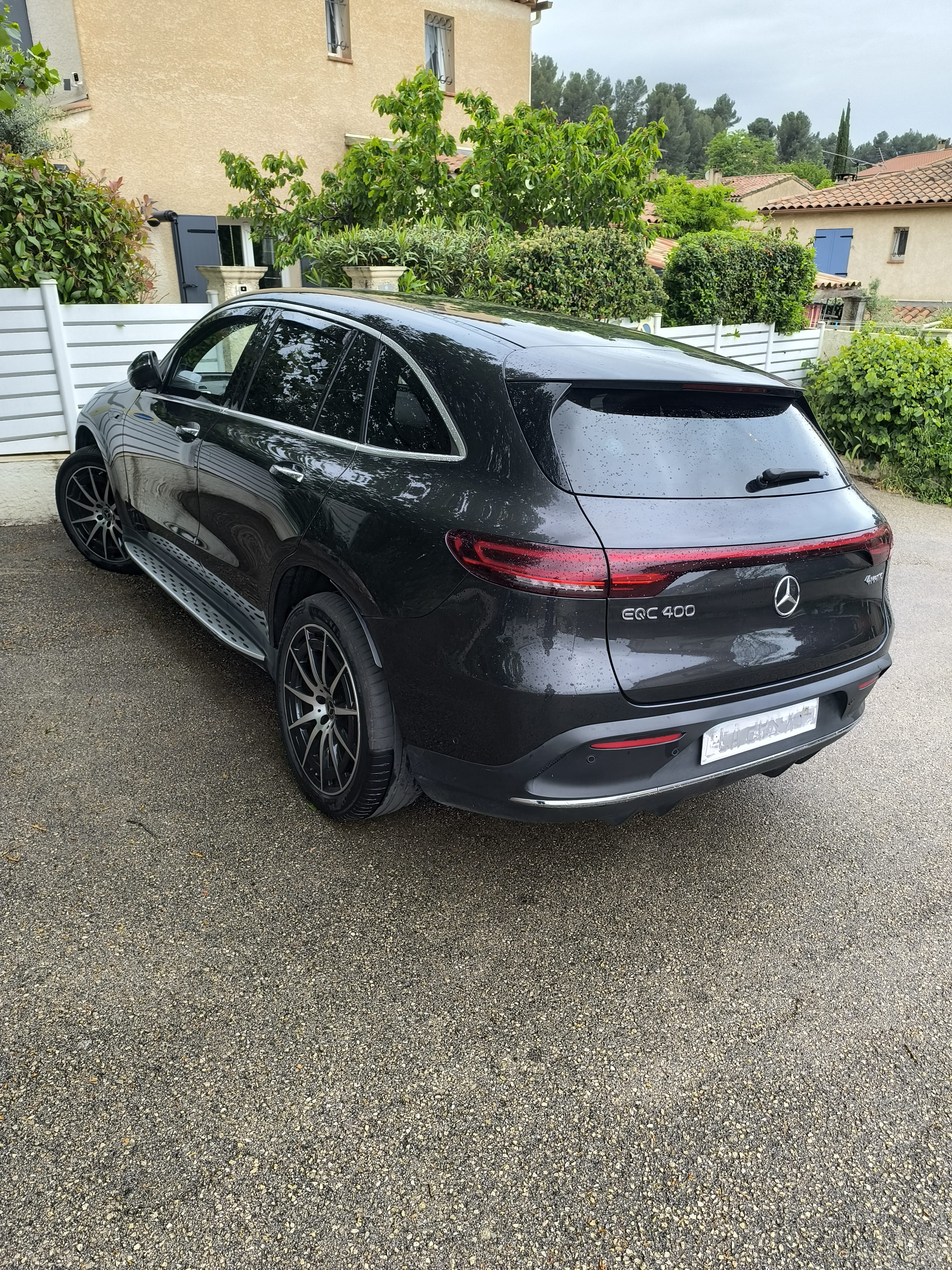 Mercedes-Benz EQC, 2021, Électrique, automatique
