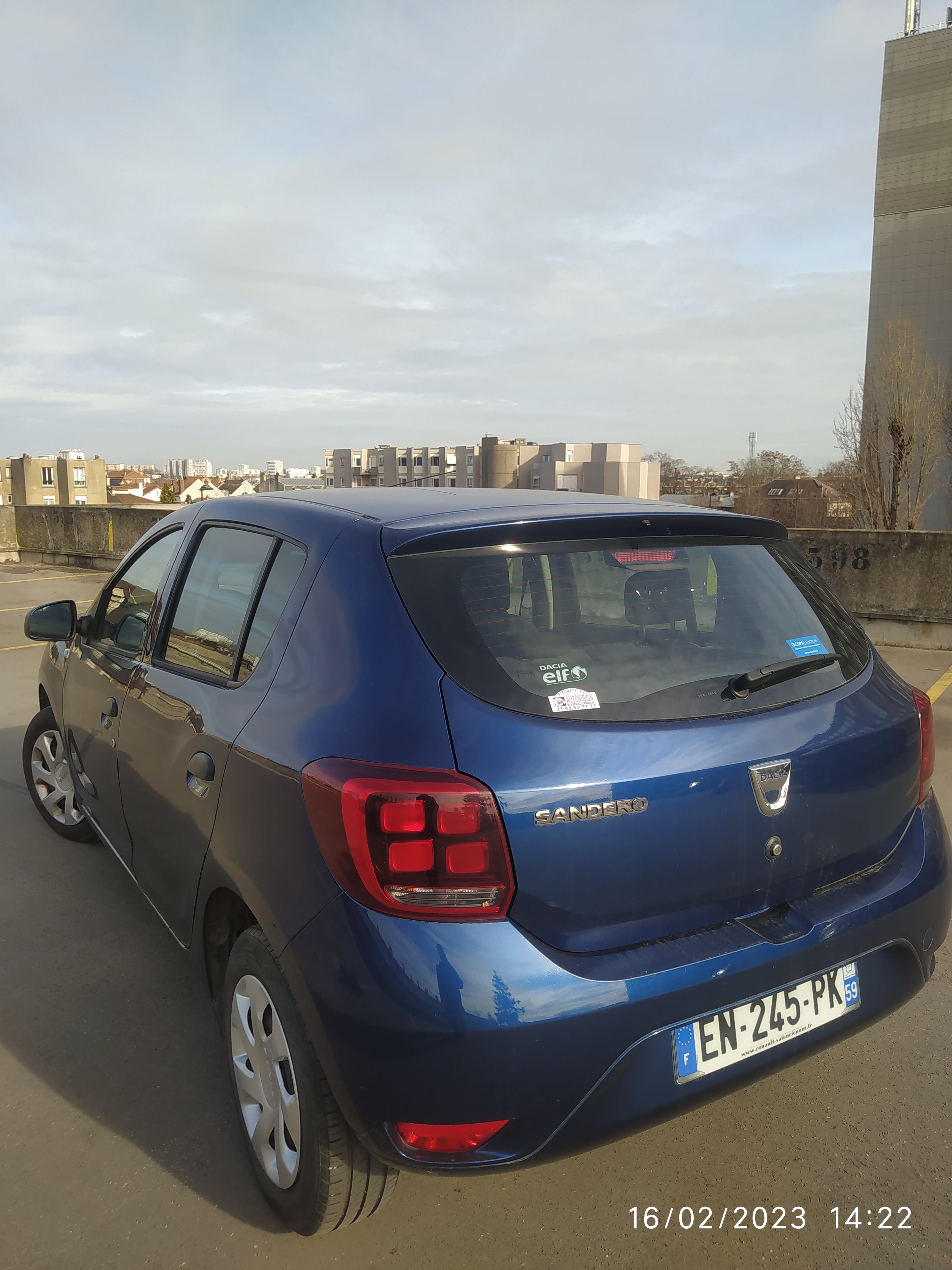 Dacia Sandero 1.5 dCi avec Entrée audio / iPod