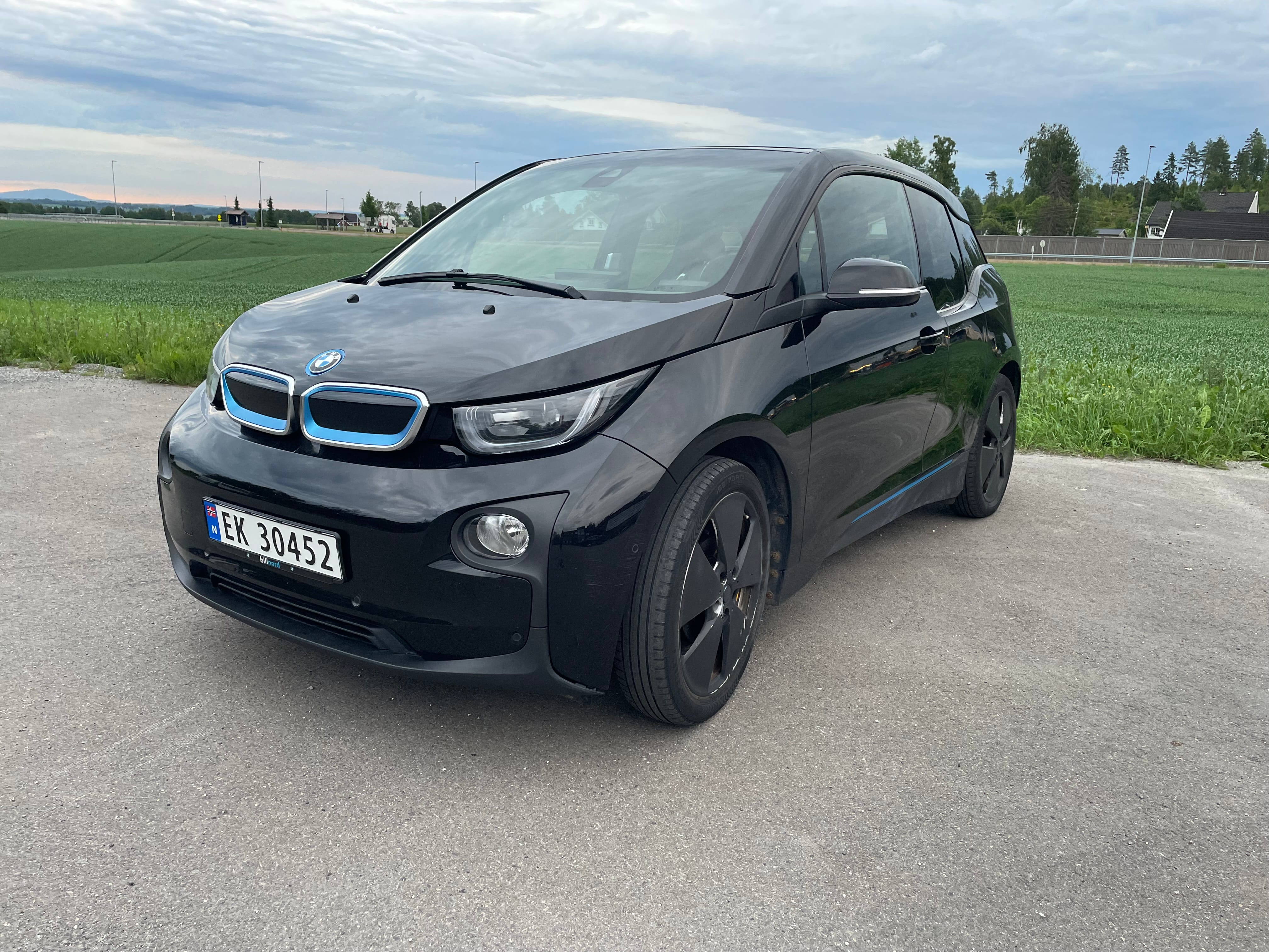 BMW I3 94 AH w/ Range Extender, 2017, Elektrisk, automatisk