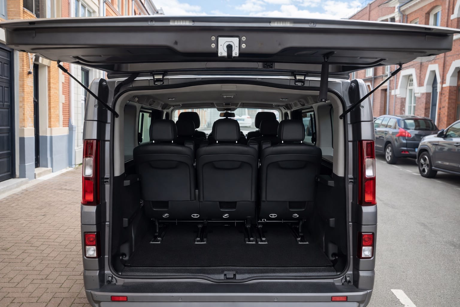 Opel Vivaro avec Audio Bluetooth