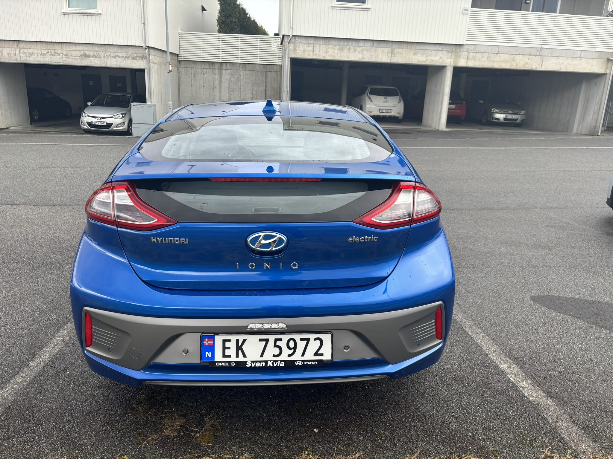 Hyundai Ioniq med GPS