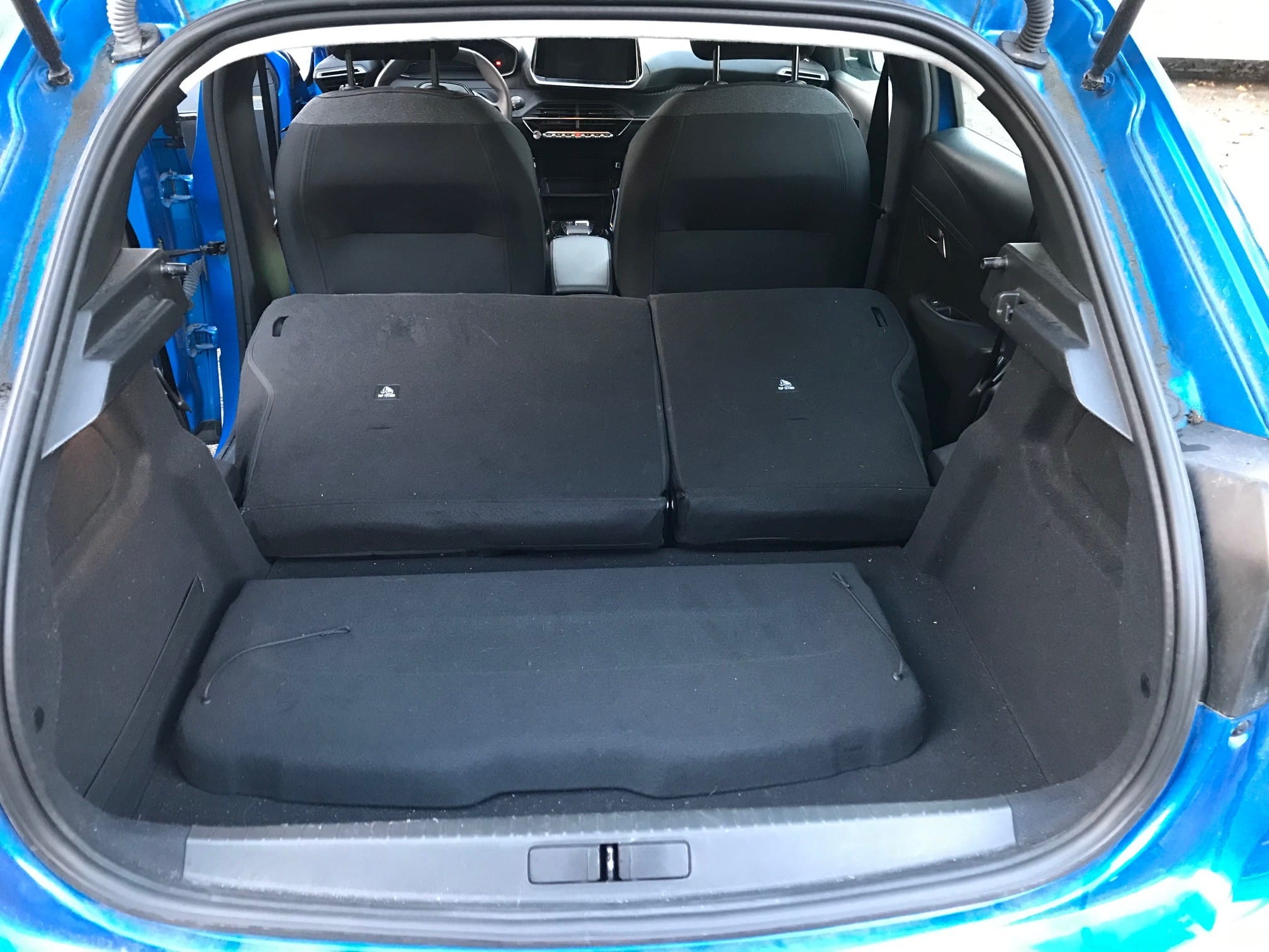 Peugeot 208 e