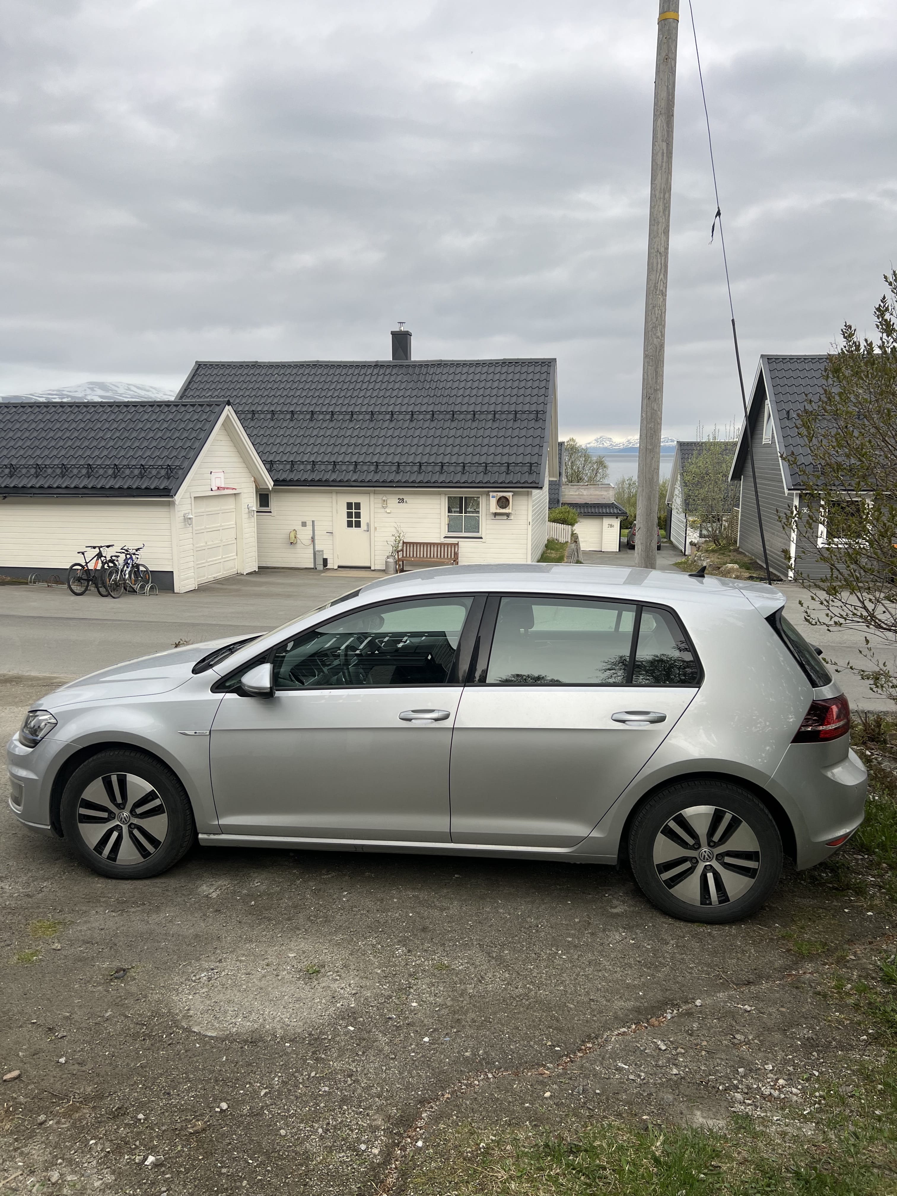 Volkswagen e-Golf avec Climatisation