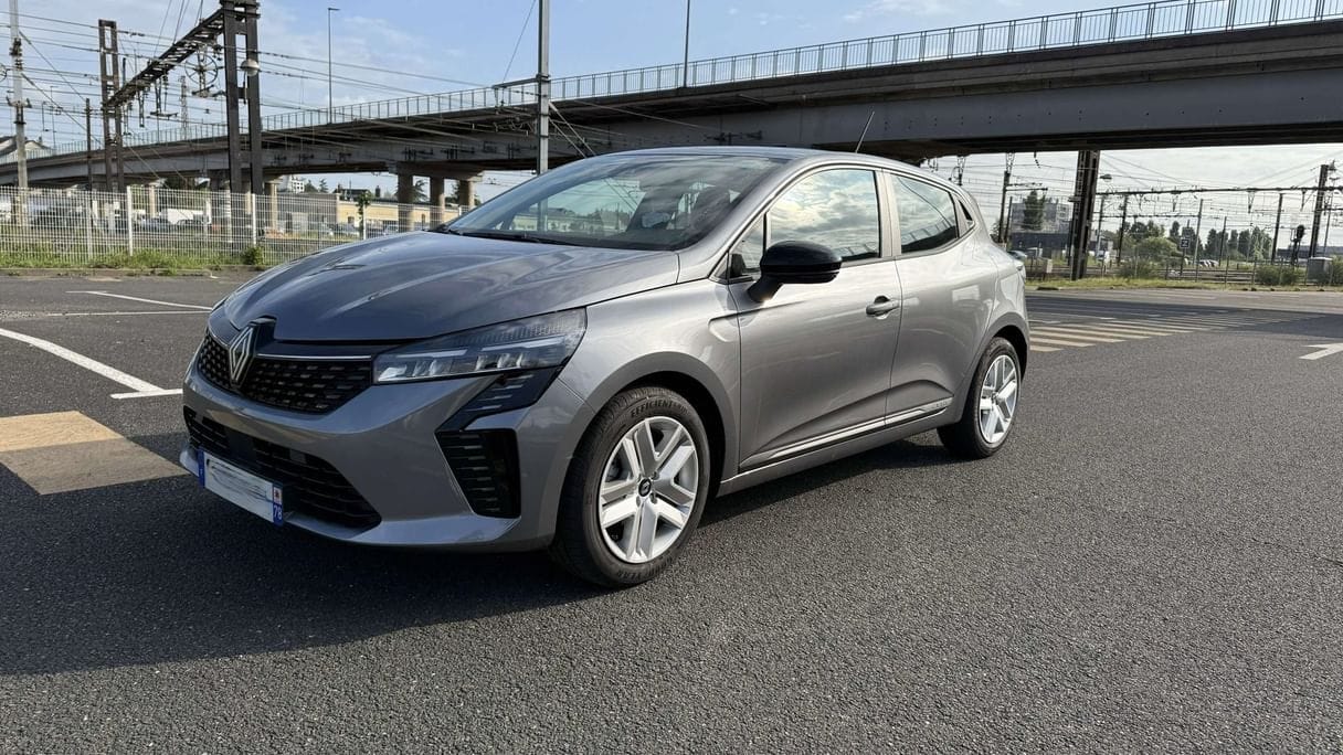 Renault Clio, 2024, Essence 95