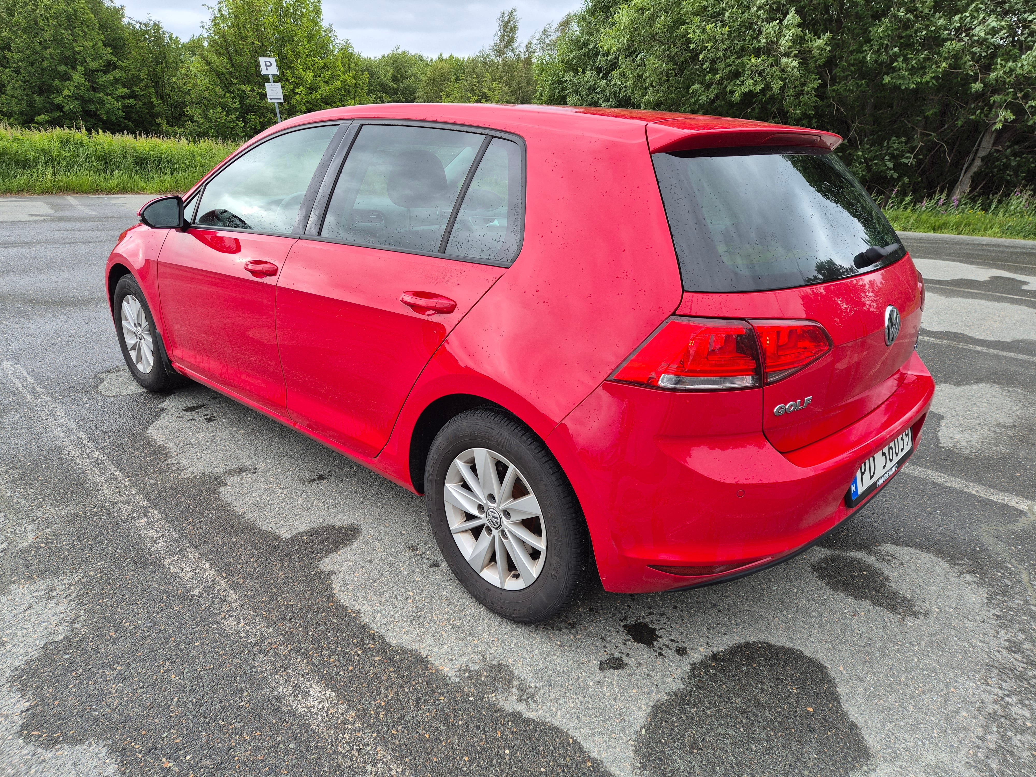 Volkswagen Golf with Bluetooth audio